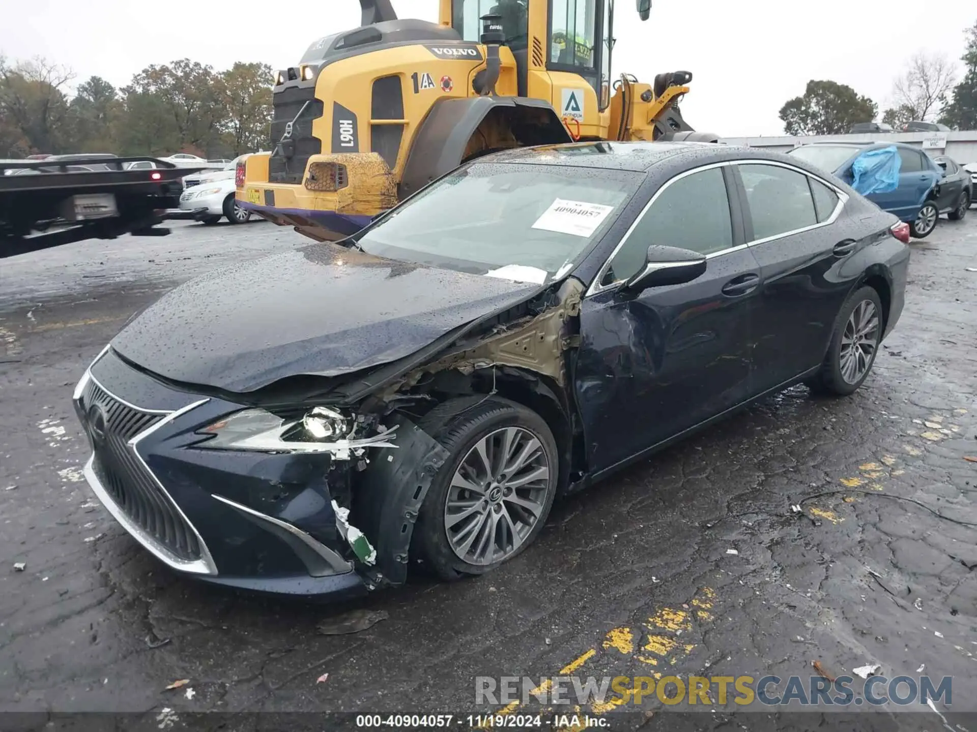 2 Фотография поврежденного автомобиля 58ABZ1B12KU025055 LEXUS ES 350 2019