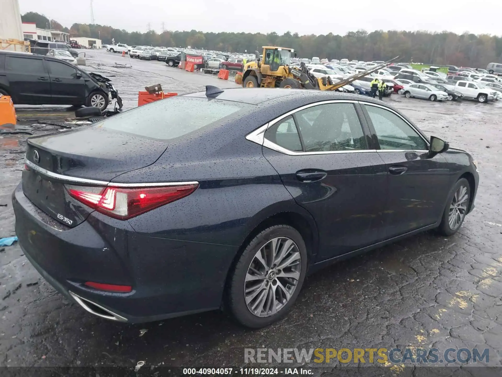 4 Фотография поврежденного автомобиля 58ABZ1B12KU025055 LEXUS ES 350 2019
