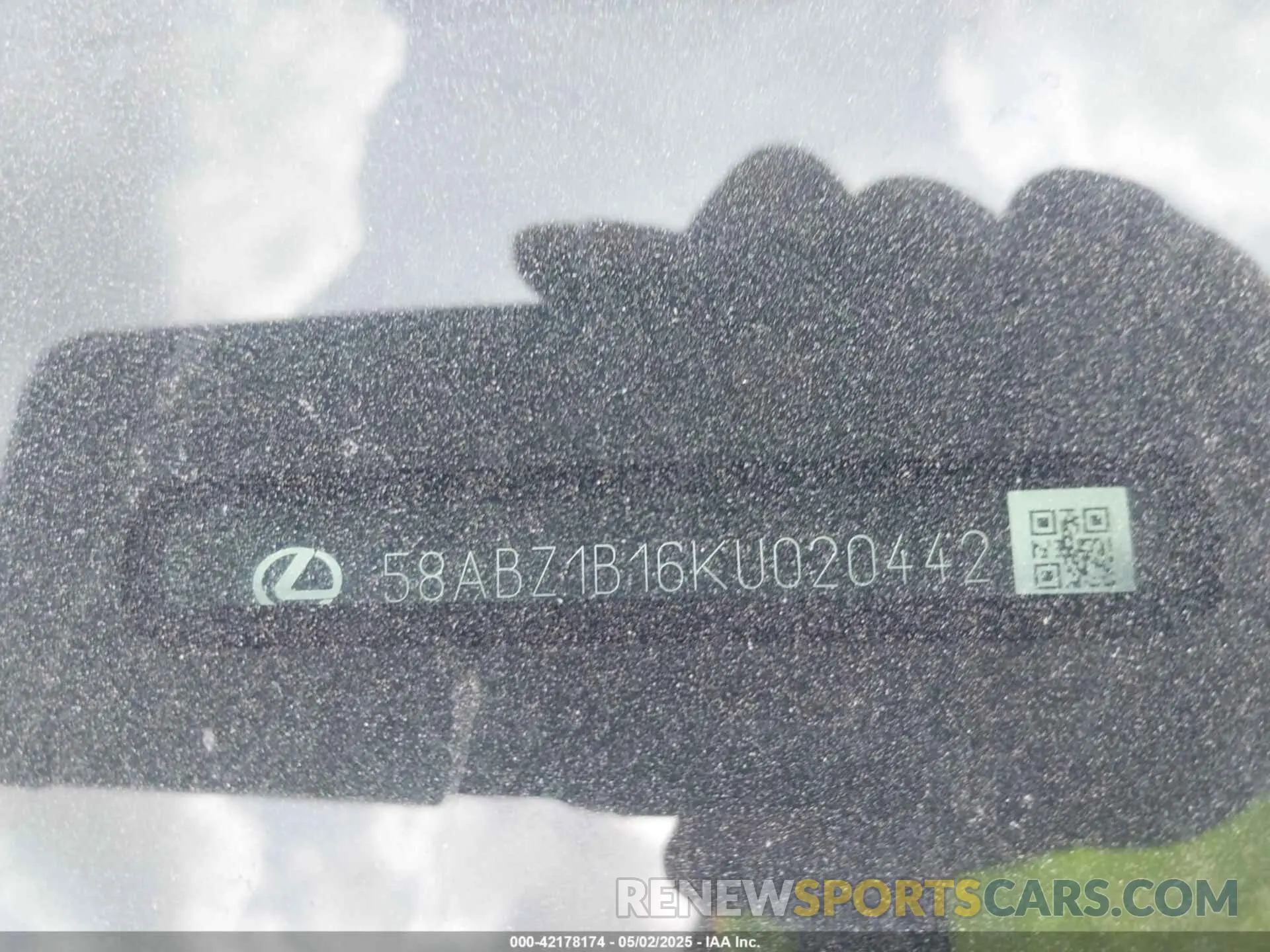 9 Фотография поврежденного автомобиля 58ABZ1B16KU020442 LEXUS ES 350 2019