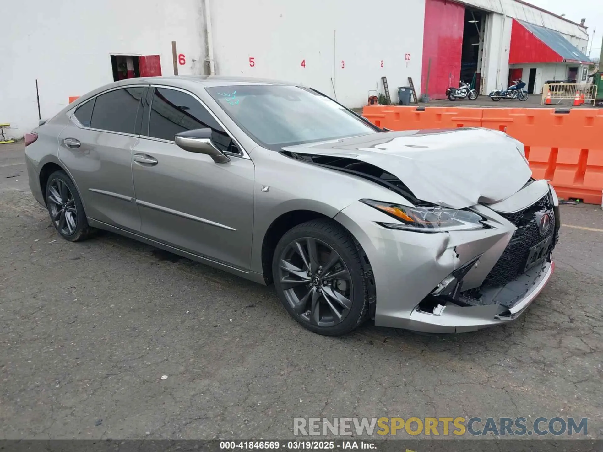 1 Фотография поврежденного автомобиля 58ABZ1B16KU048435 LEXUS ES 350 2019