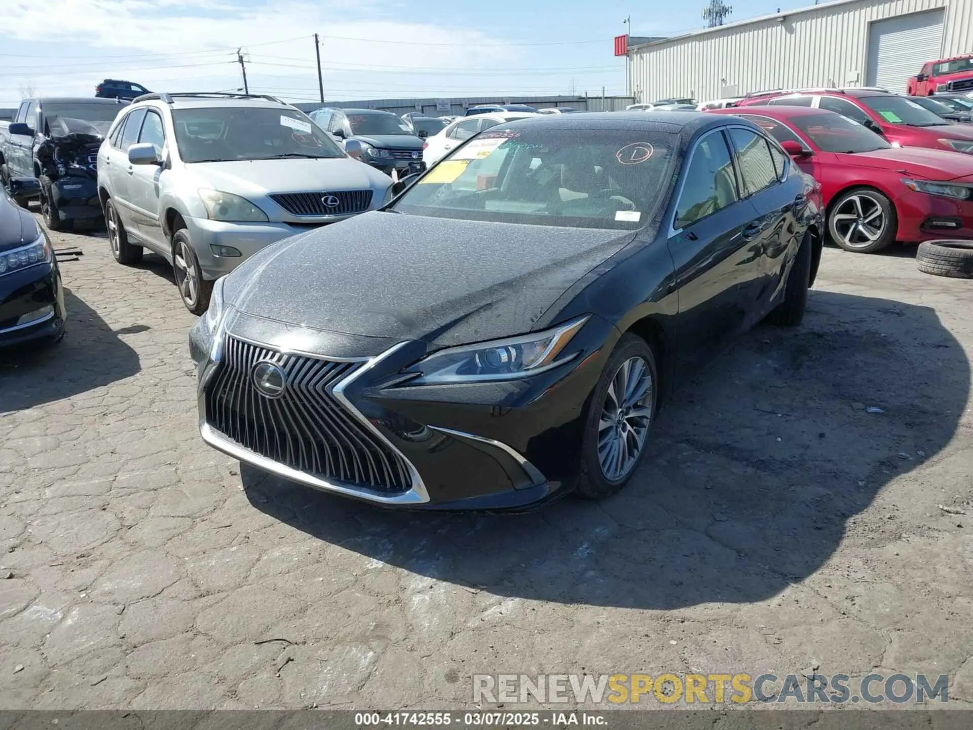 2 Photograph of a damaged car 58ABZ1B19KU026736 LEXUS ES 350 2019