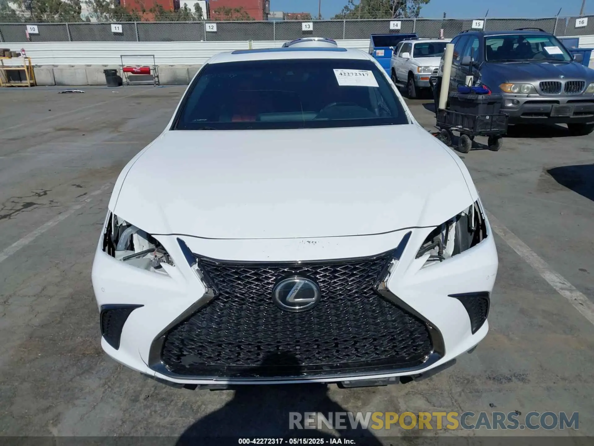 13 Фотография поврежденного автомобиля 58ABZ1B1XKU043349 LEXUS ES 350 2019