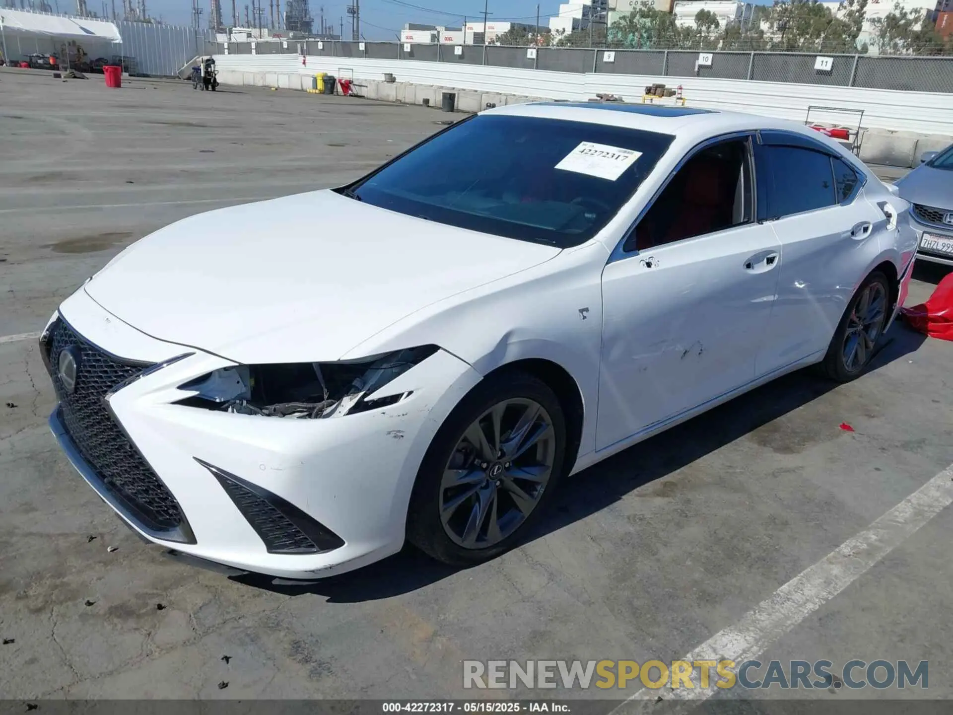 2 Фотография поврежденного автомобиля 58ABZ1B1XKU043349 LEXUS ES 350 2019