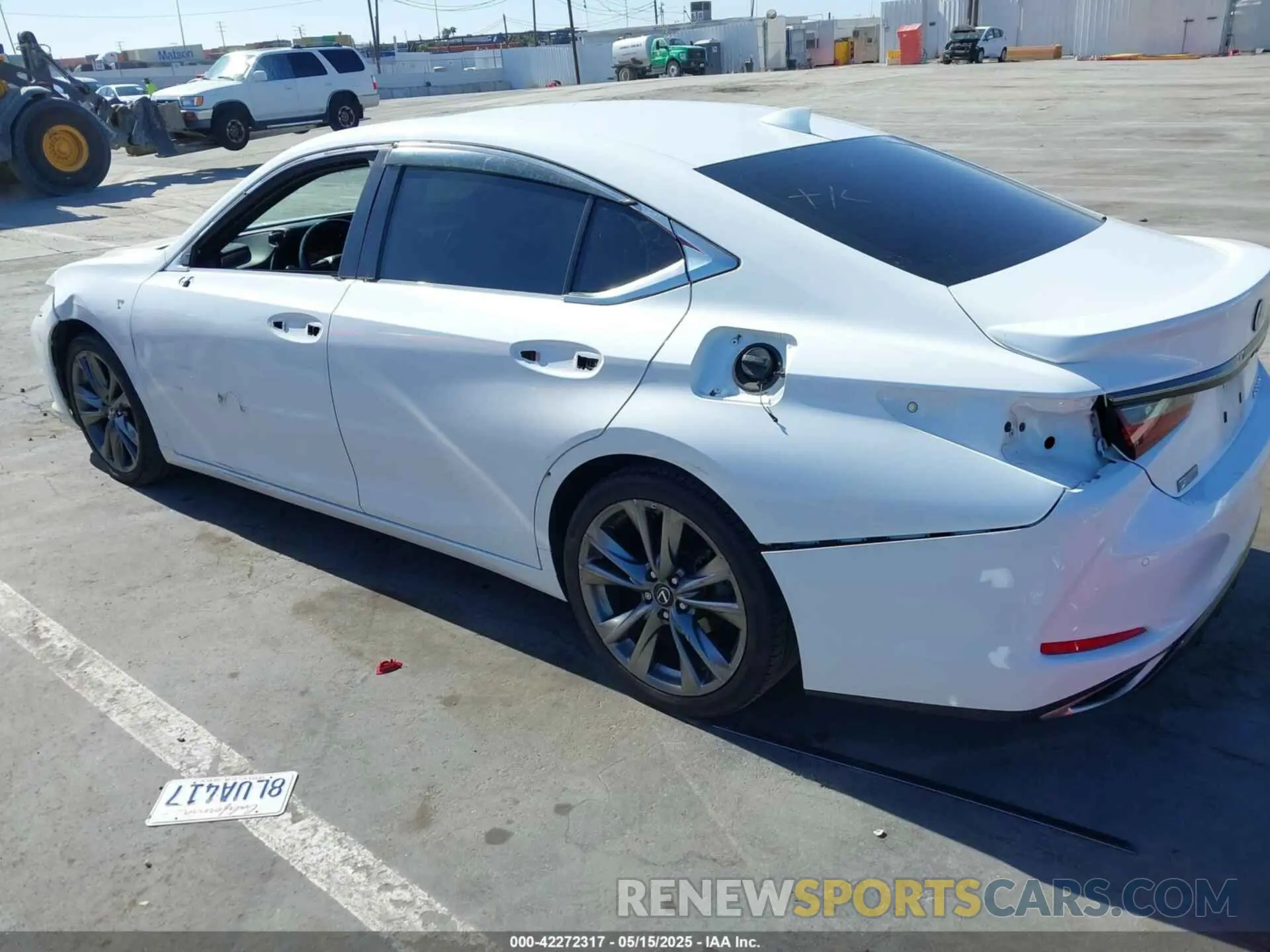 3 Фотография поврежденного автомобиля 58ABZ1B1XKU043349 LEXUS ES 350 2019