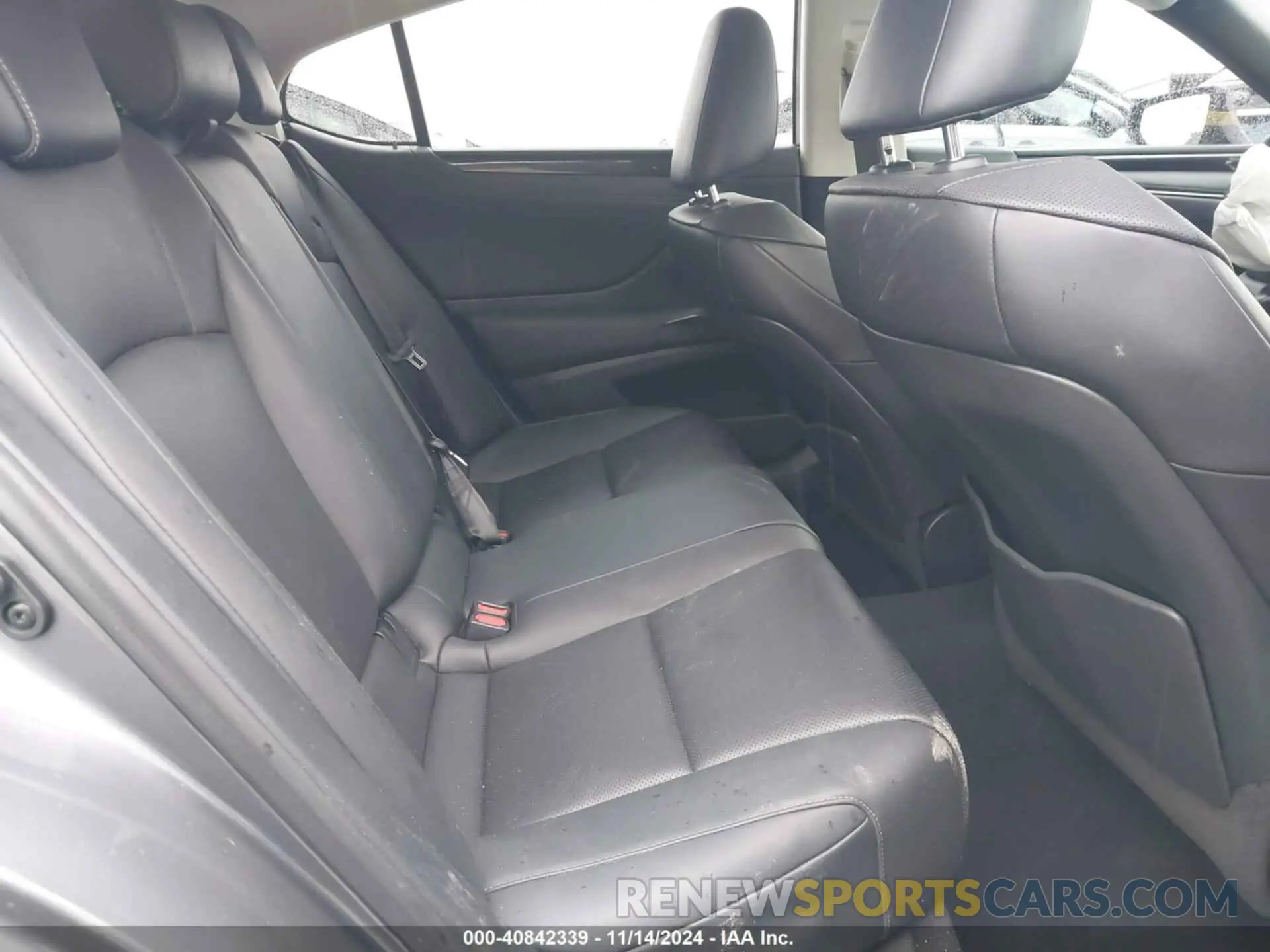 8 Фотография поврежденного автомобиля 58ACZ1B10LU064460 LEXUS ES 350 2020