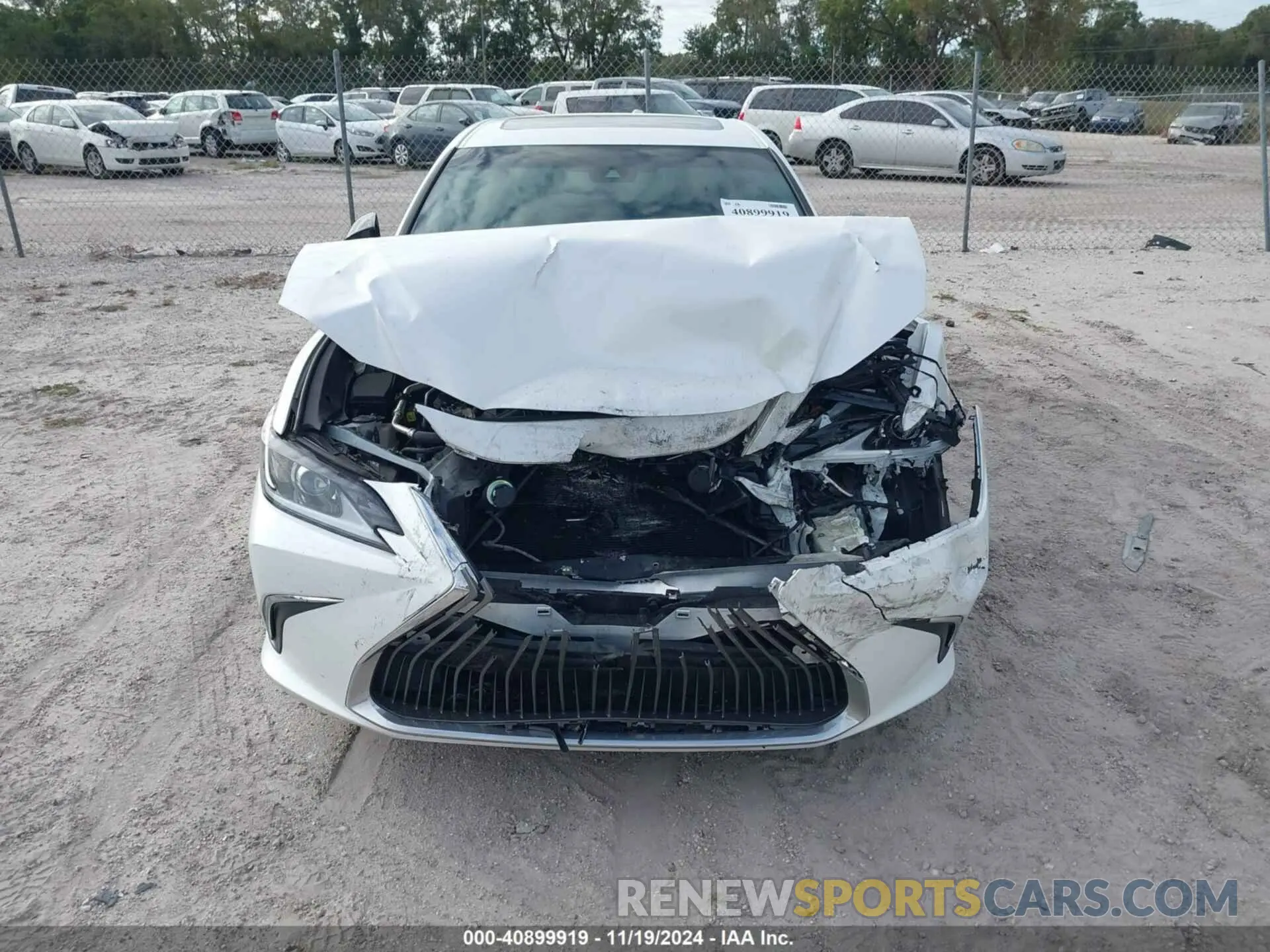 12 Photograph of a damaged car 58ACZ1B13LU064274 LEXUS ES 350 2020
