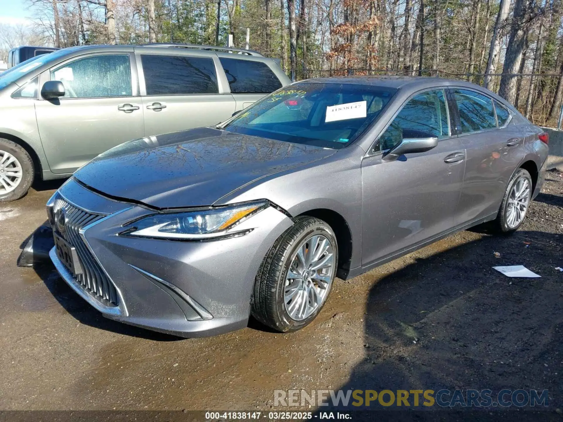 2 Photograph of a damaged car 58ADZ1B11LU058221 LEXUS ES 350 2020