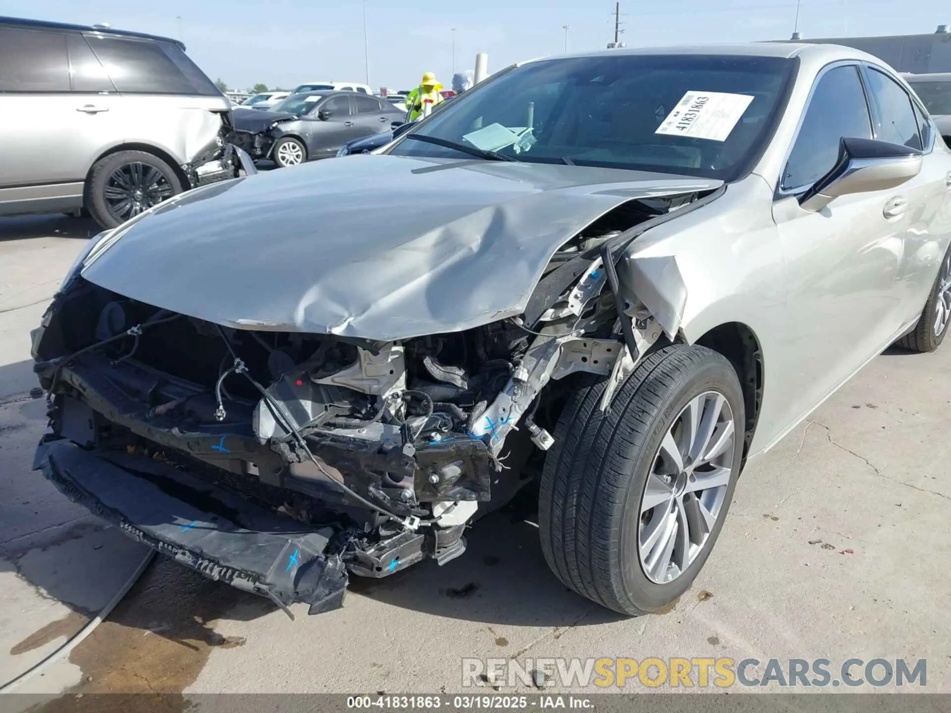 6 Photograph of a damaged car 58ADZ1B15LU078567 LEXUS ES 350 2020