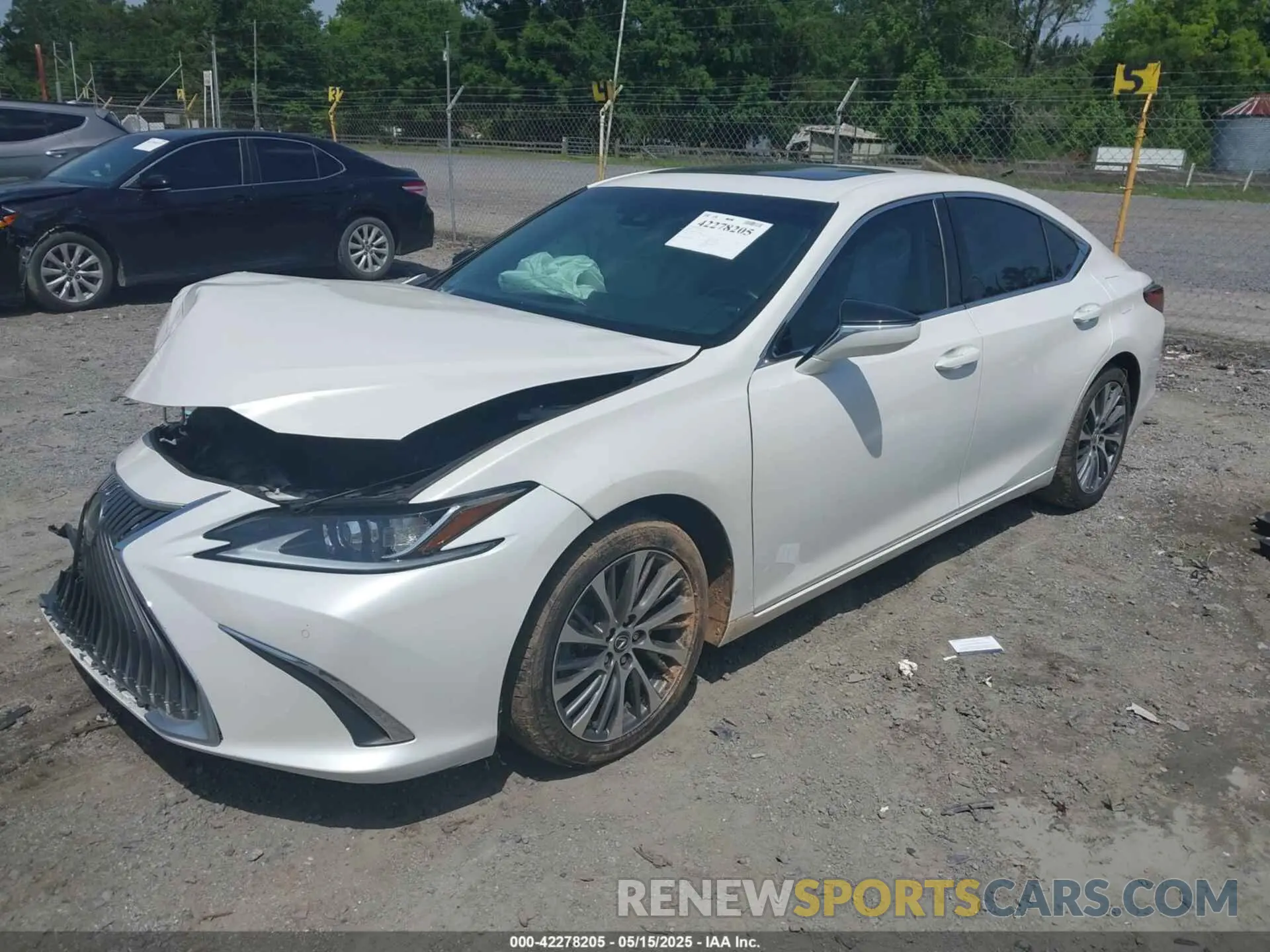 2 Фотография поврежденного автомобиля 58ADZ1B17LU074973 LEXUS ES 350 2020
