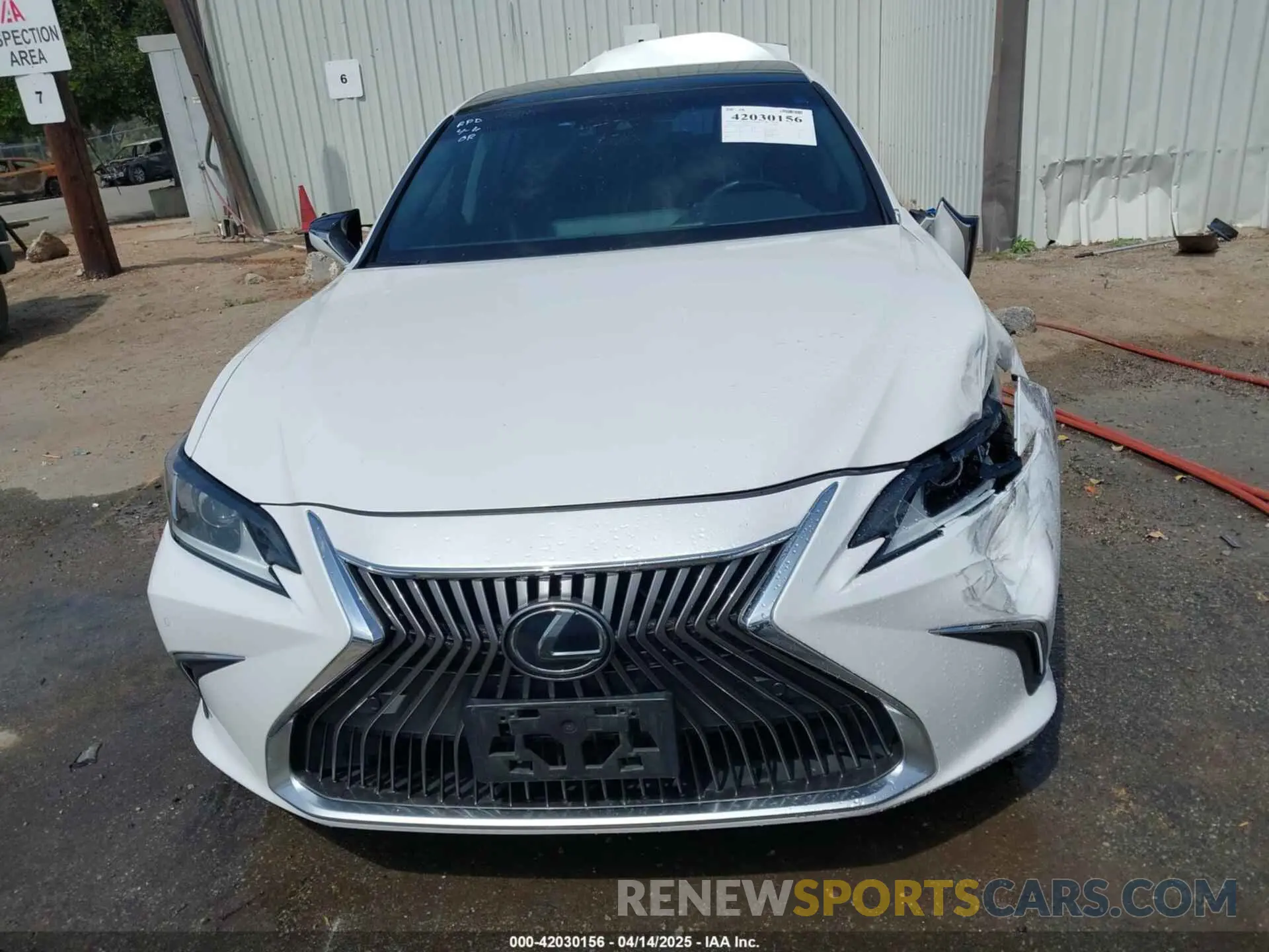 12 Photograph of a damaged car 58ADZ1B18LU065117 LEXUS ES 350 2020