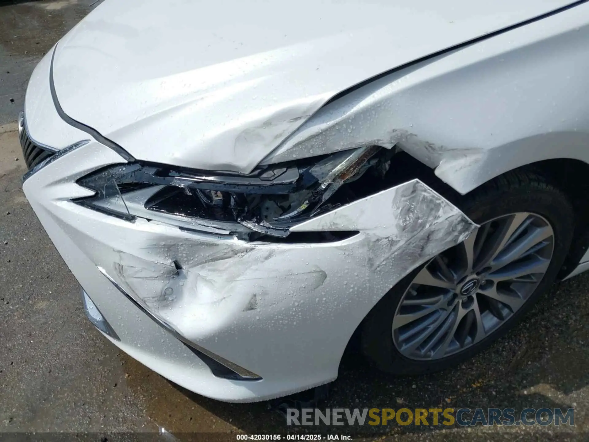 6 Photograph of a damaged car 58ADZ1B18LU065117 LEXUS ES 350 2020