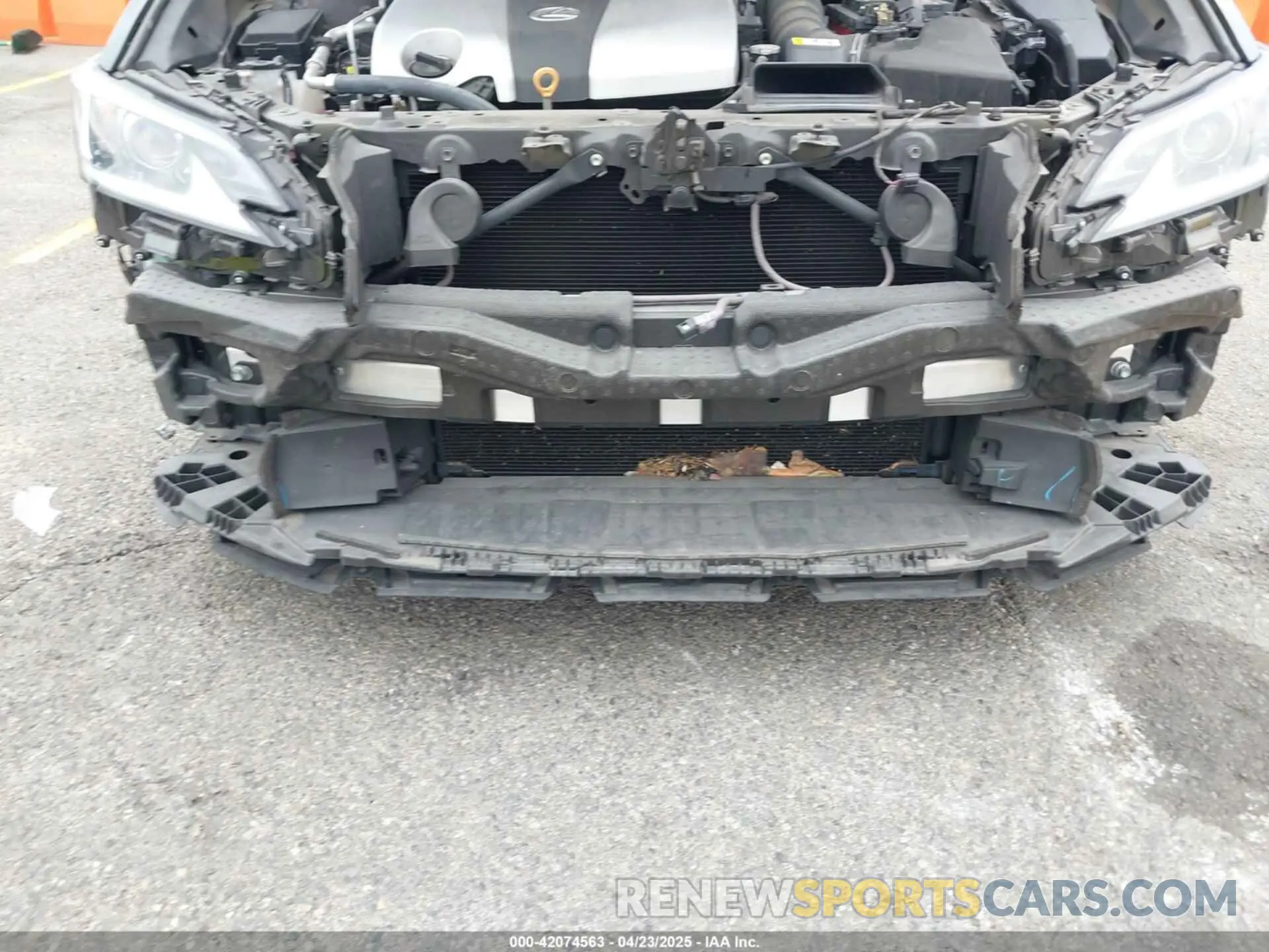 6 Photograph of a damaged car 58ADZ1B18LU070415 LEXUS ES 350 2020