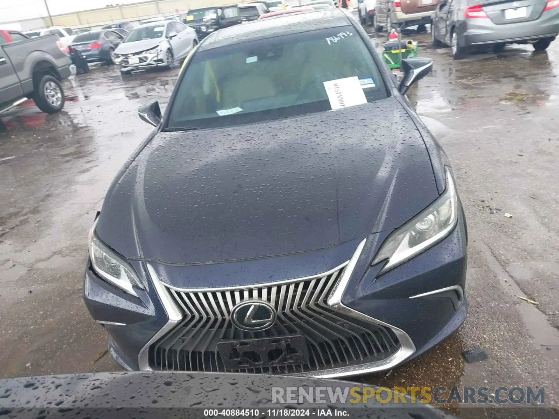 12 Photograph of a damaged car 58ADZ1B18LU073458 LEXUS ES 350 2020
