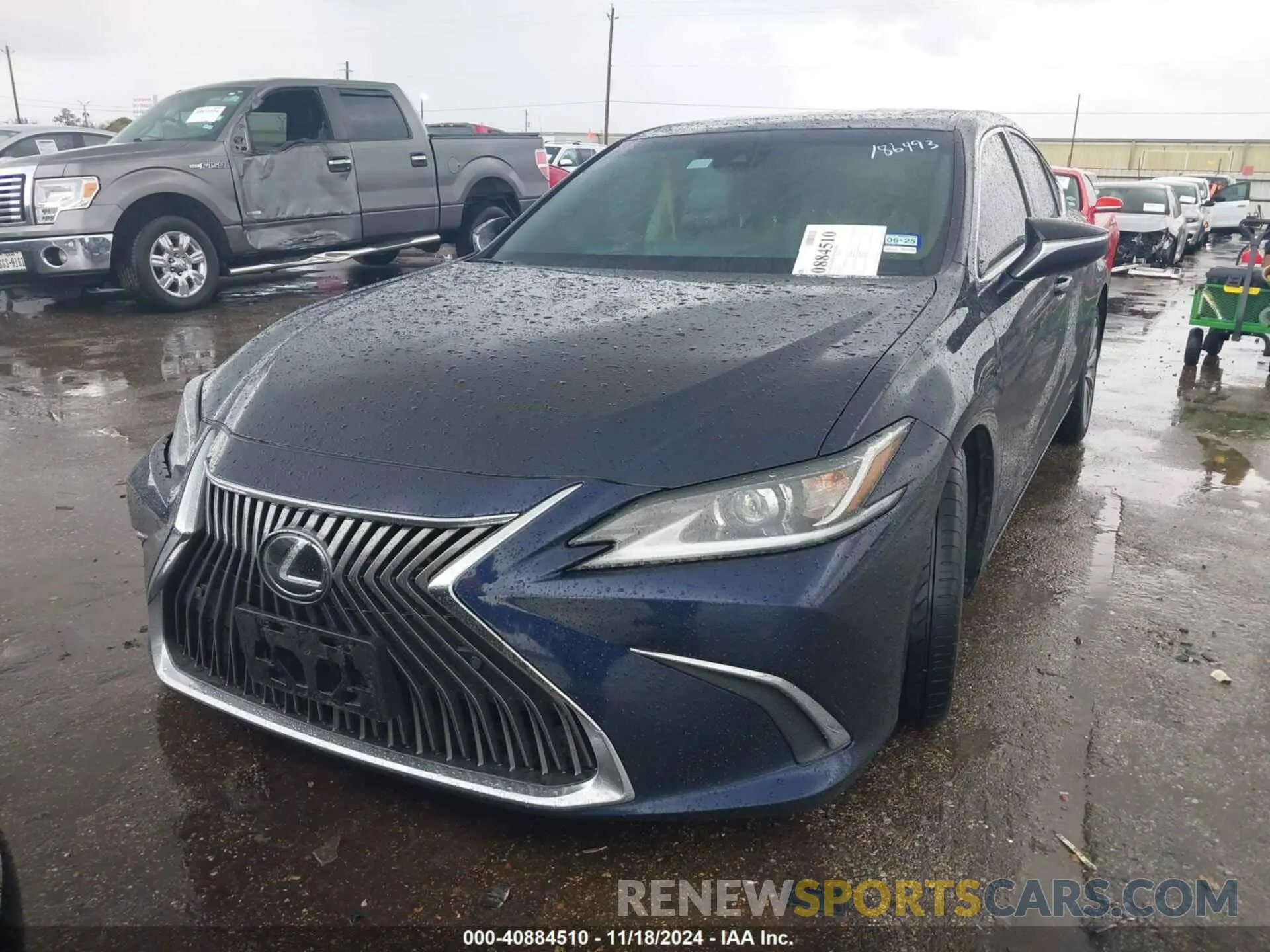 2 Photograph of a damaged car 58ADZ1B18LU073458 LEXUS ES 350 2020
