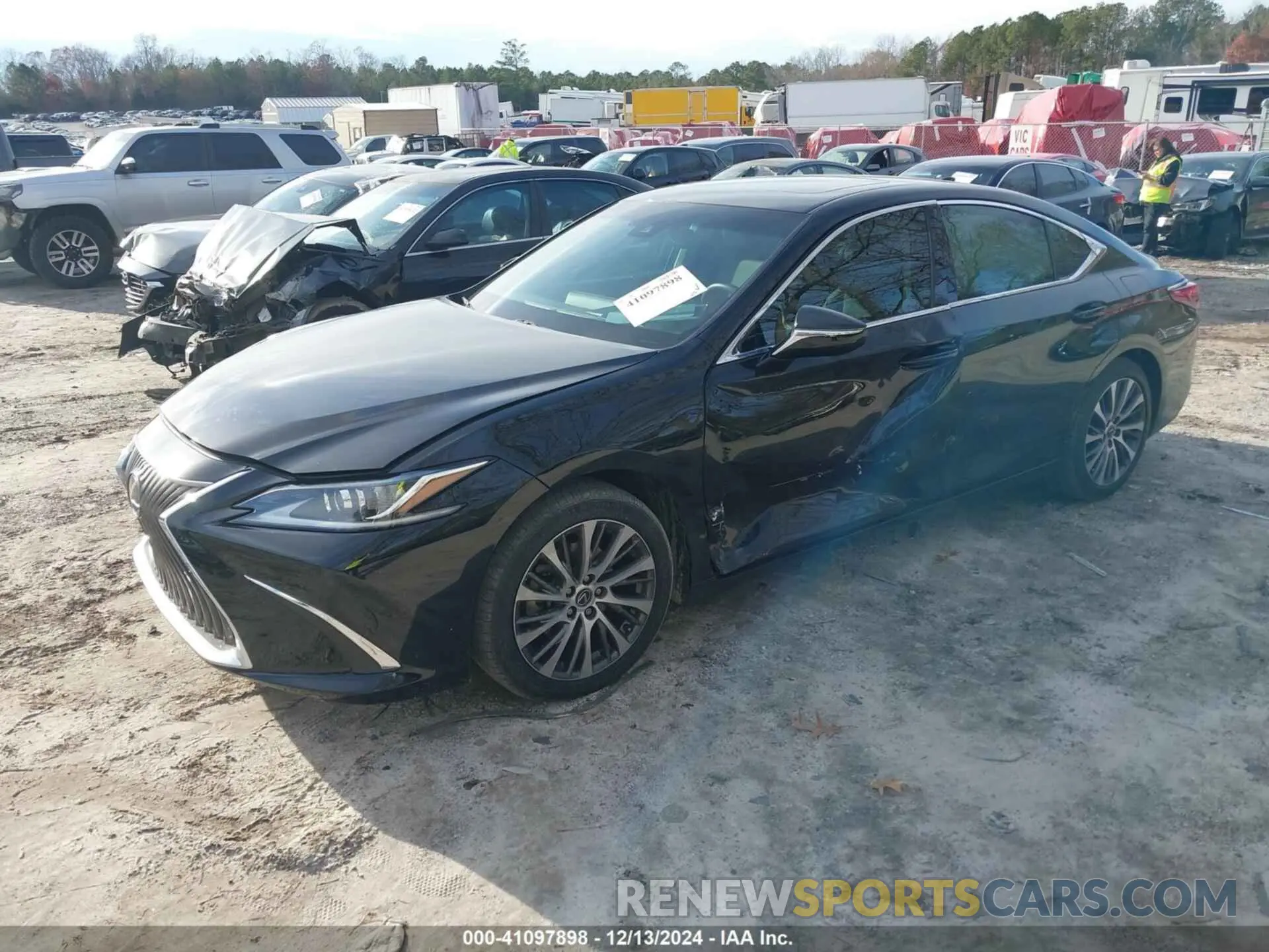 2 Photograph of a damaged car 58ADZ1B1XLU051980 LEXUS ES 350 2020