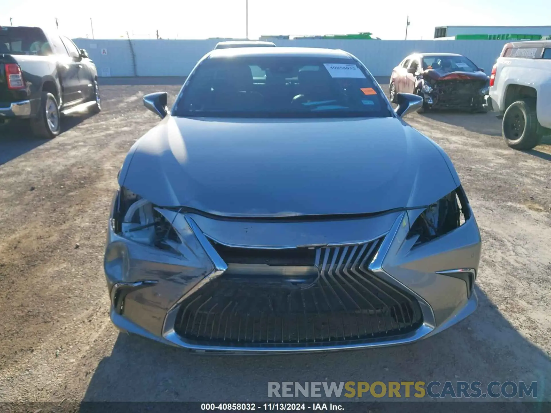 12 Photograph of a damaged car 58AEZ1B11LU080000 LEXUS ES 350 2020