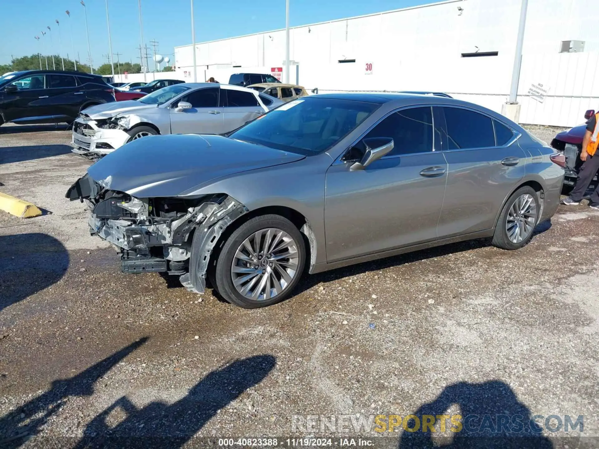 2 Photograph of a damaged car 58AFZ1B19LU067967 LEXUS ES 350 2020