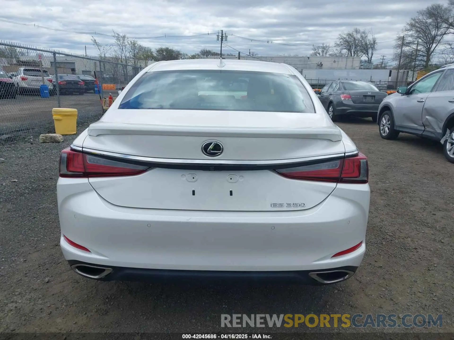 16 Фотография поврежденного автомобиля 58ADZ1B10MU082396 LEXUS ES 350 2021