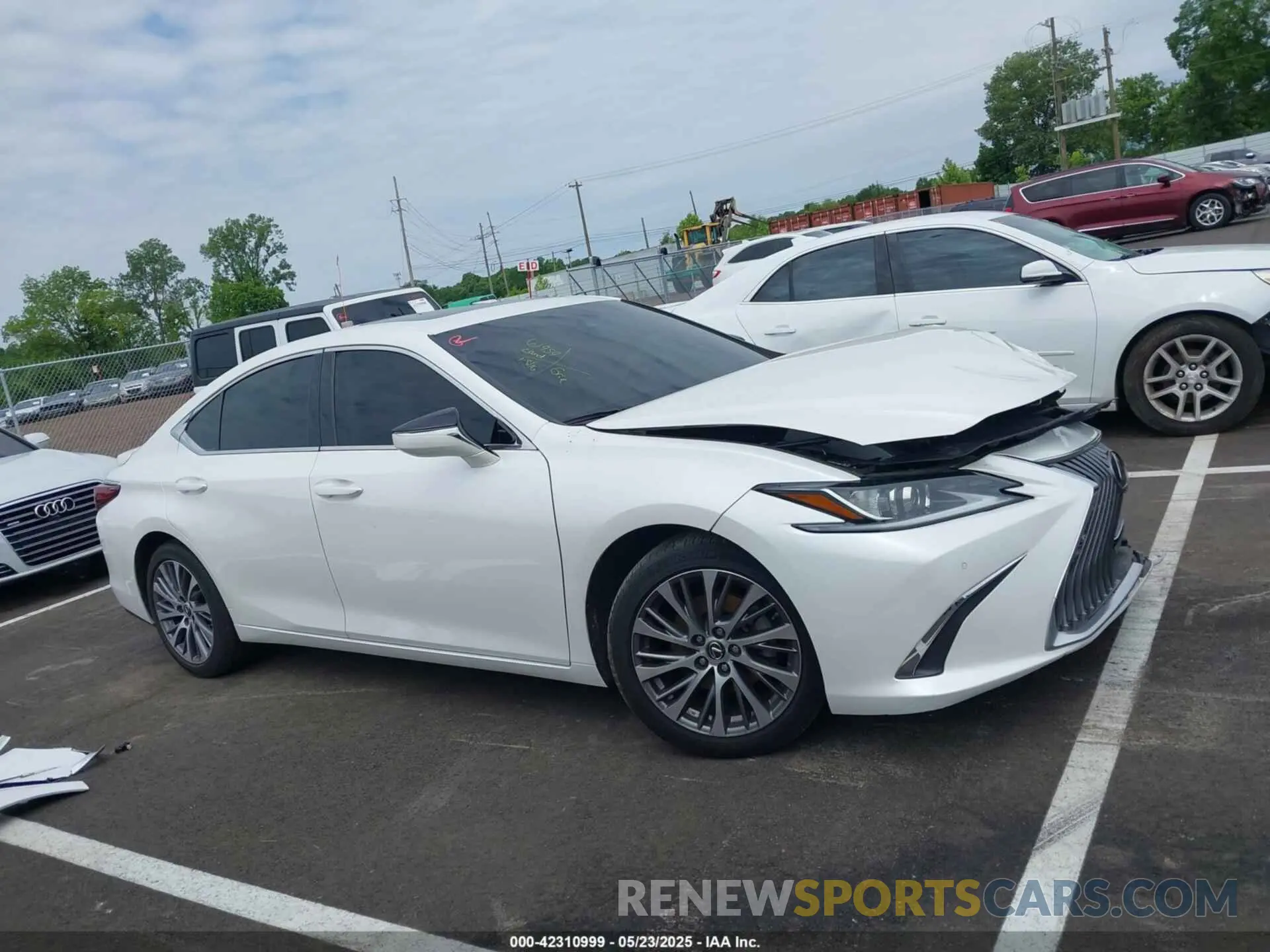 13 Фотография поврежденного автомобиля 58ADZ1B14MU100799 LEXUS ES 350 2021