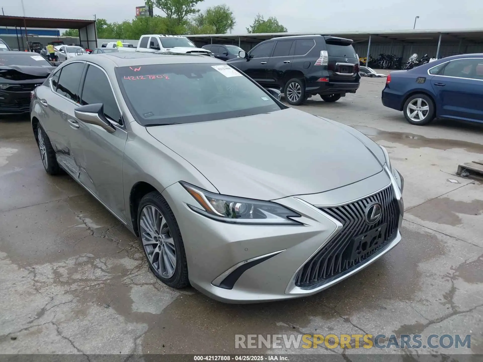 1 Фотография поврежденного автомобиля 58ADZ1B19MU098743 LEXUS ES 350 2021