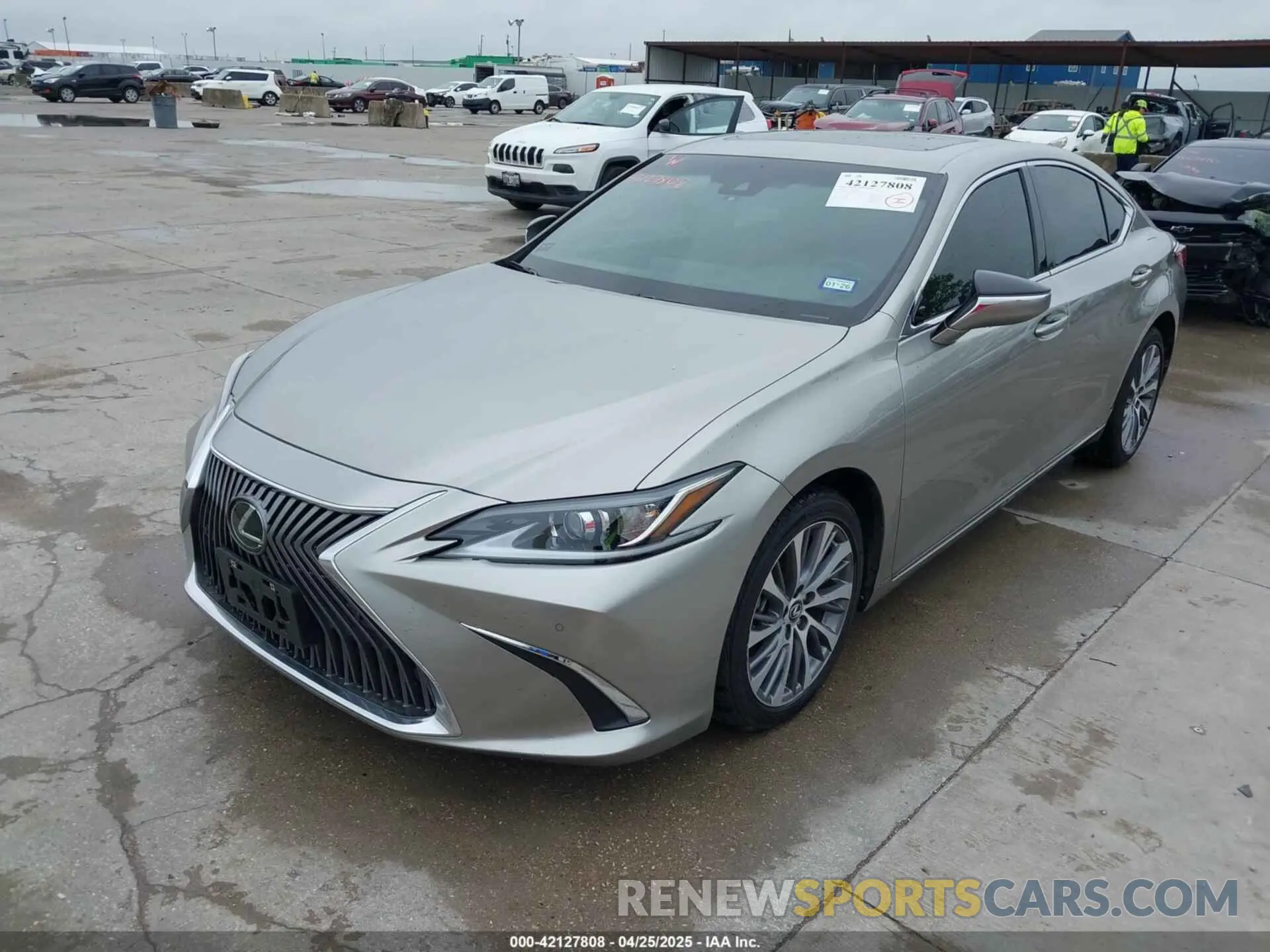 2 Фотография поврежденного автомобиля 58ADZ1B19MU098743 LEXUS ES 350 2021