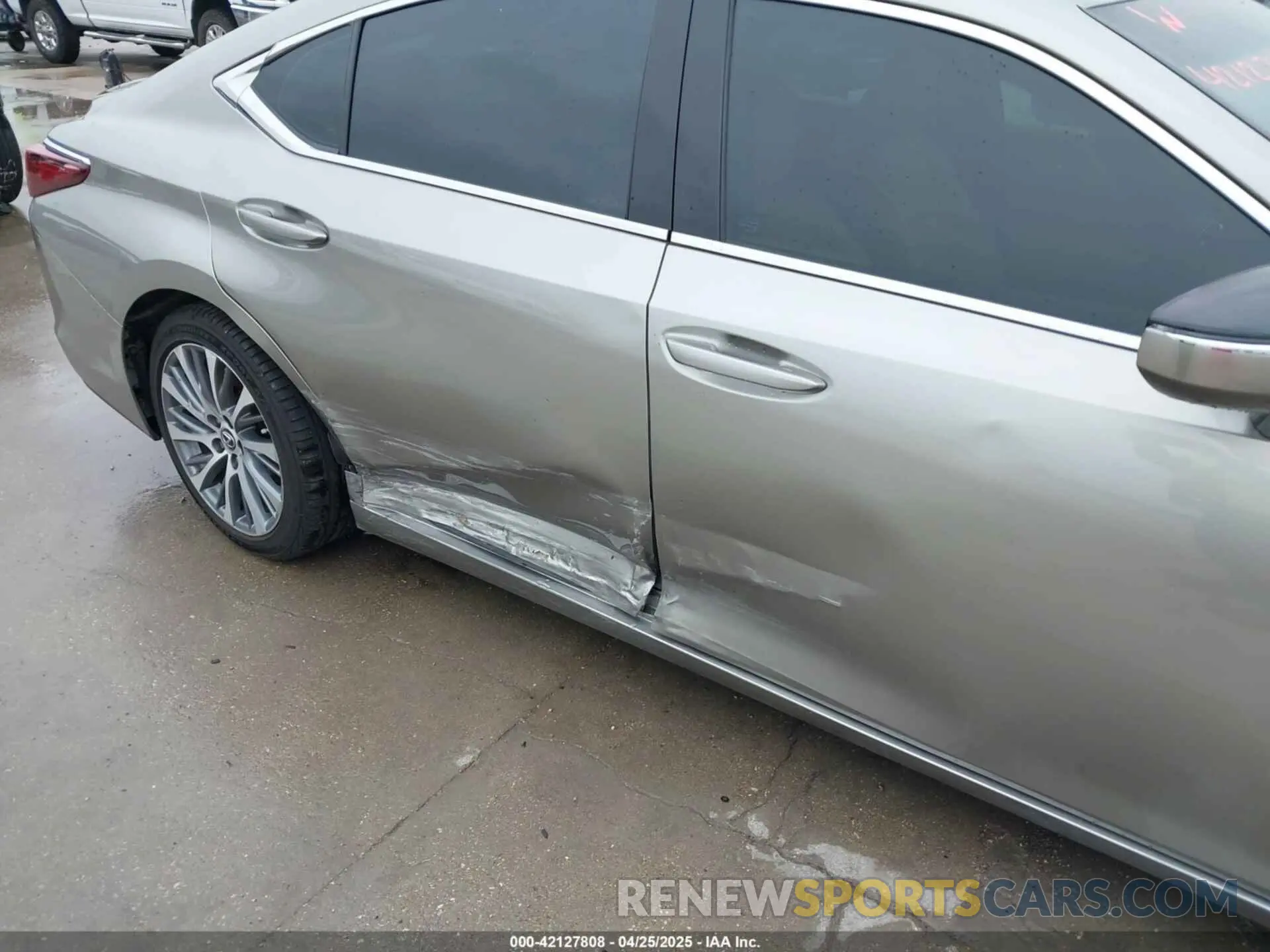 6 Фотография поврежденного автомобиля 58ADZ1B19MU098743 LEXUS ES 350 2021