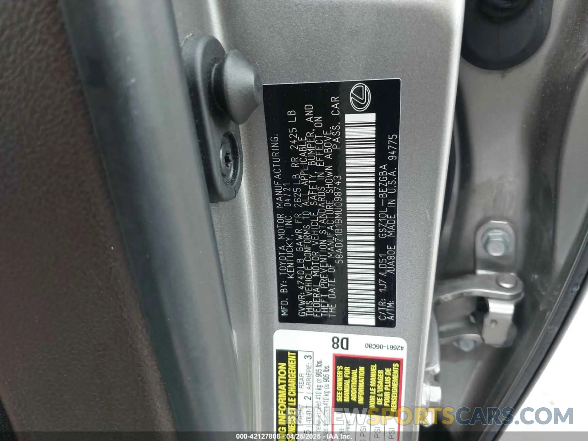 9 Фотография поврежденного автомобиля 58ADZ1B19MU098743 LEXUS ES 350 2021