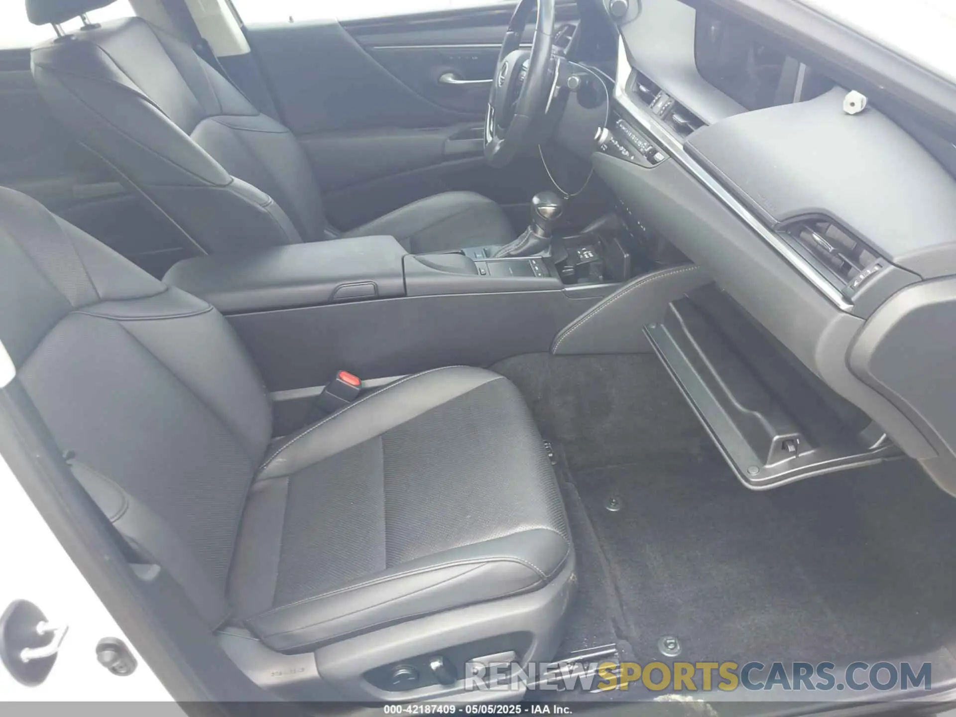 5 Фотография поврежденного автомобиля 58ADZ1B1XMU085676 LEXUS ES 350 2021