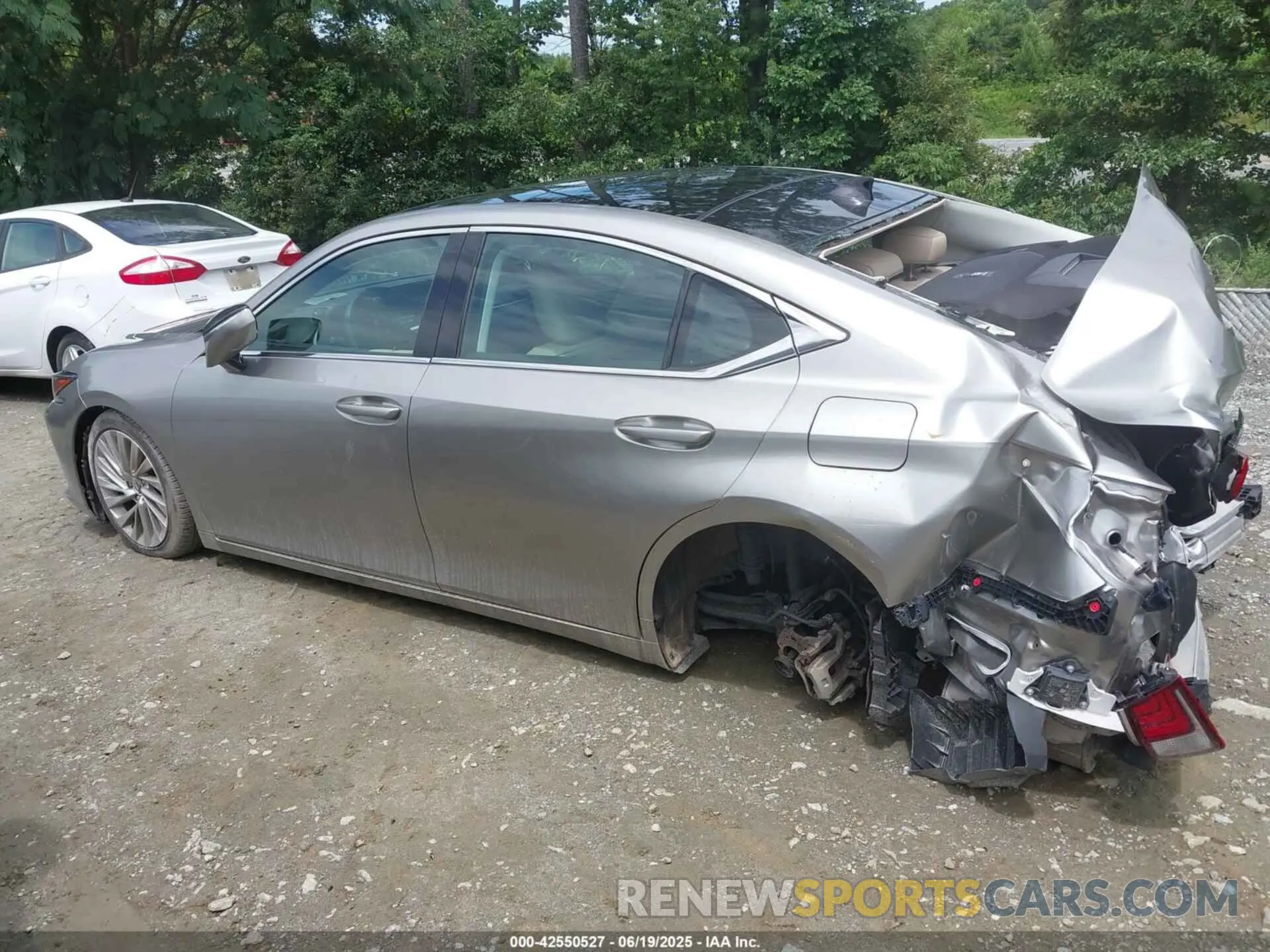 14 Photograph of a damaged car 58AFZ1B13MU108112 LEXUS ES 350 2021