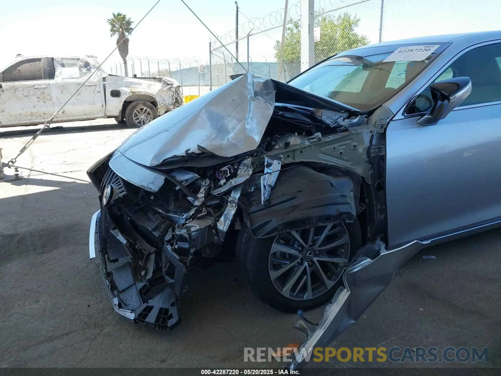 6 Photograph of a damaged car 58ACZ1B13NU120491 LEXUS ES 350 2022
