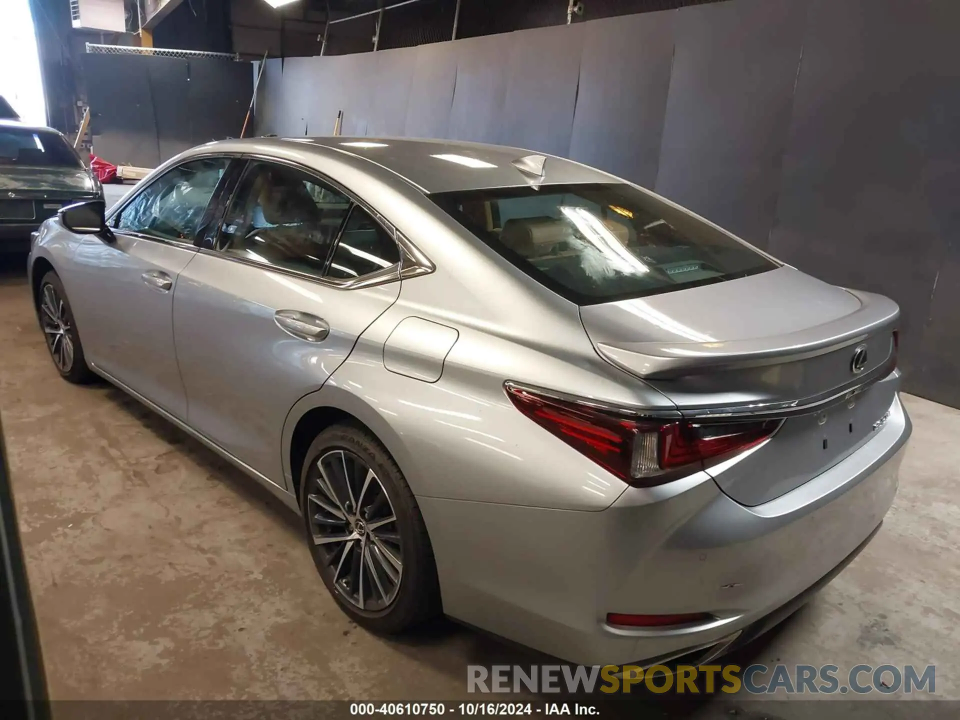 3 Photograph of a damaged car 58ADZ1B18NU120099 LEXUS ES 350 2022