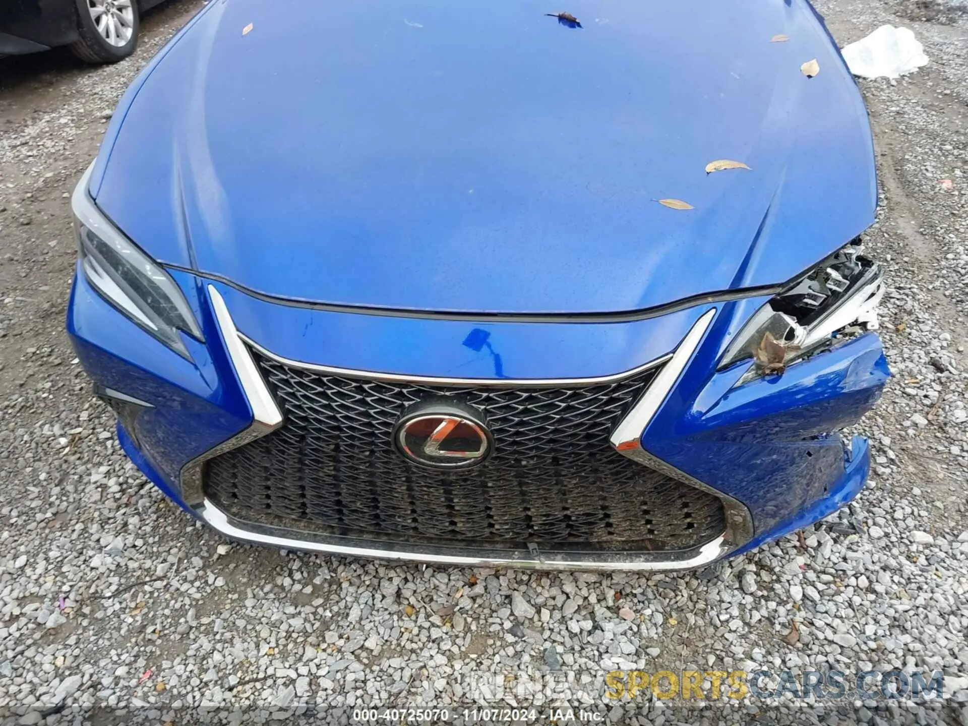 12 Photograph of a damaged car 58AJZ1B14NU127814 LEXUS ES 350 2022