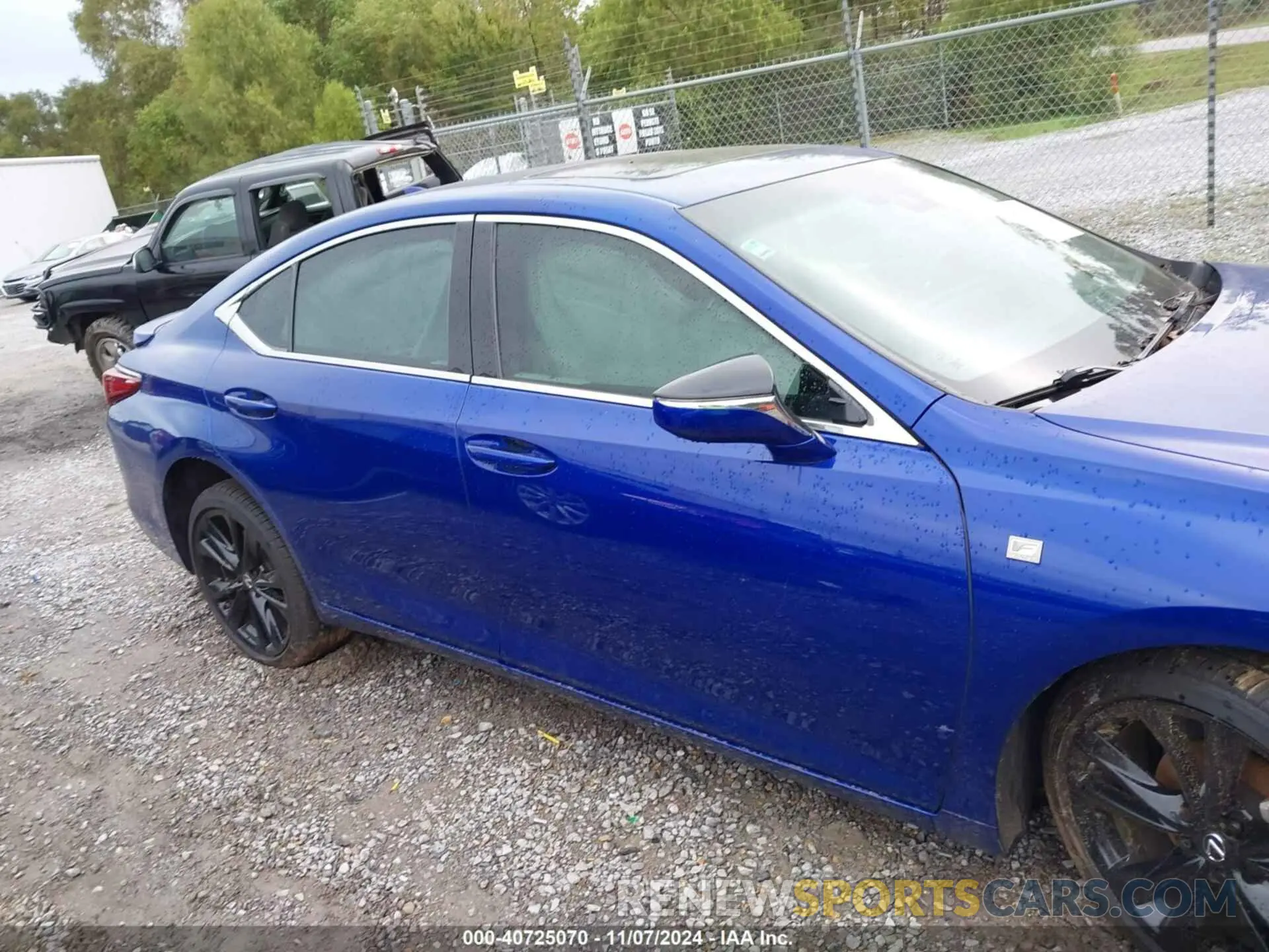 13 Photograph of a damaged car 58AJZ1B14NU127814 LEXUS ES 350 2022