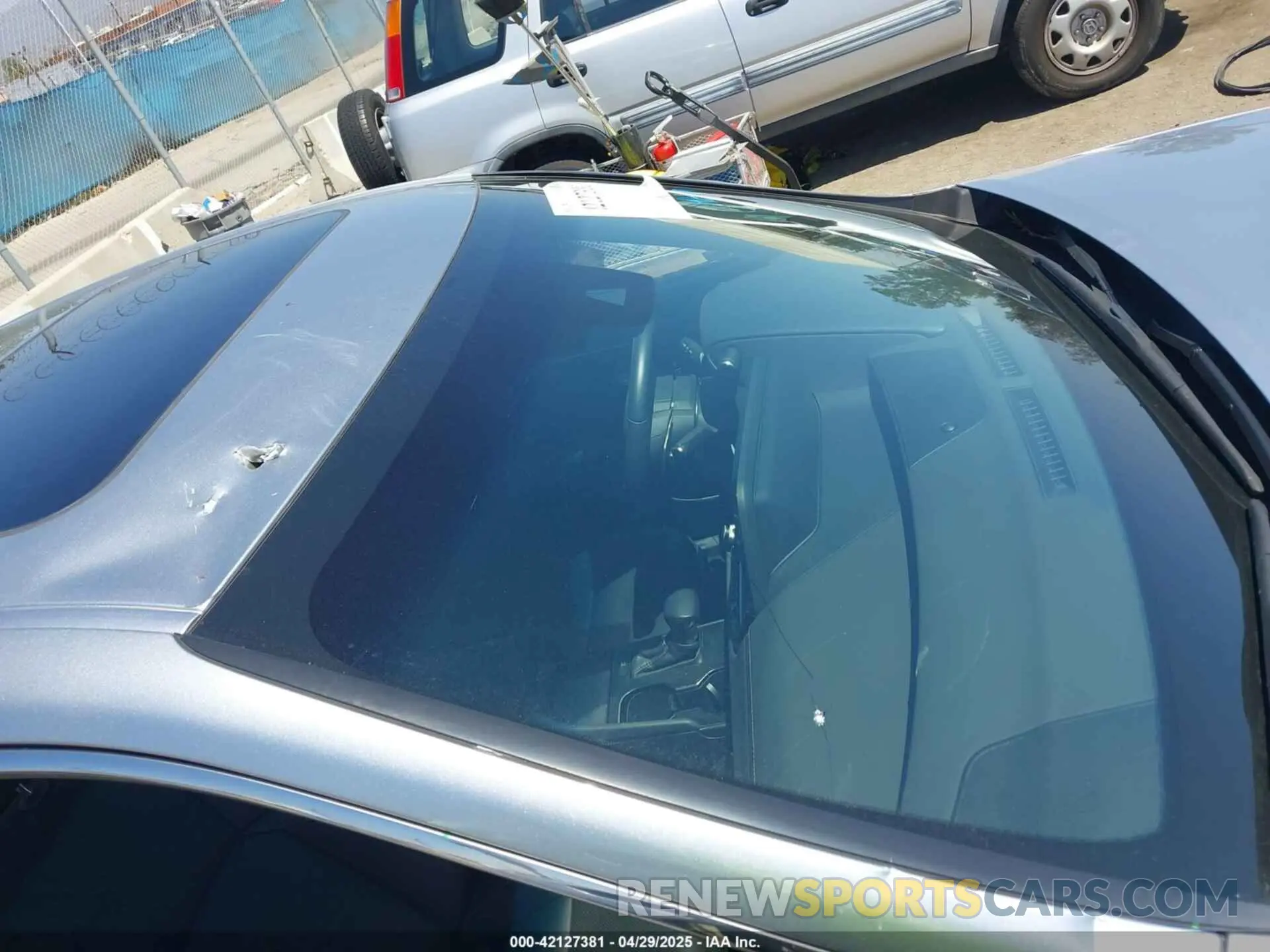 19 Photograph of a damaged car 58ACZ1B15PU145072 LEXUS ES 350 2023