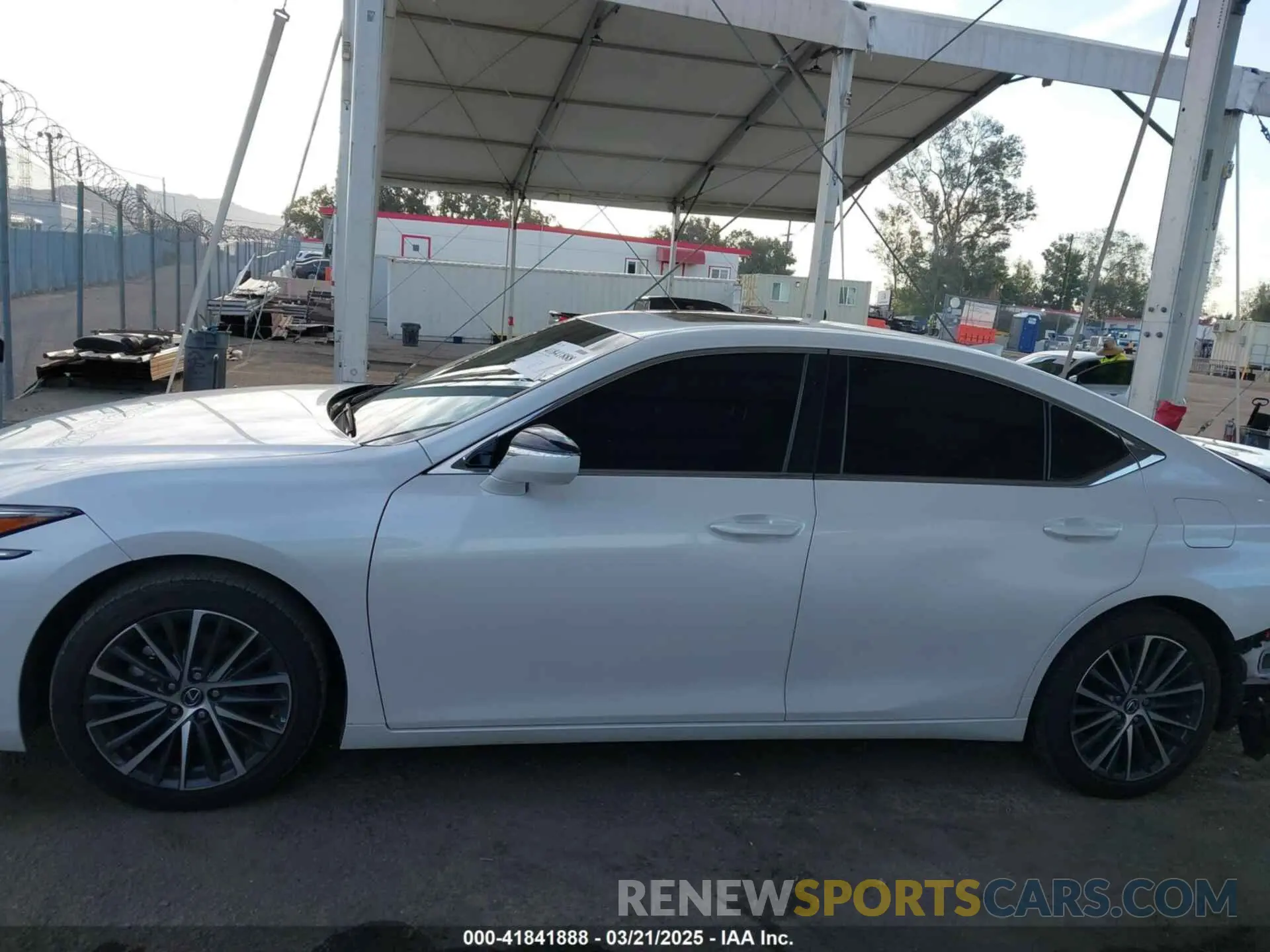 15 Фотография поврежденного автомобиля 58ADZ1B10PU142827 LEXUS ES 350 2023