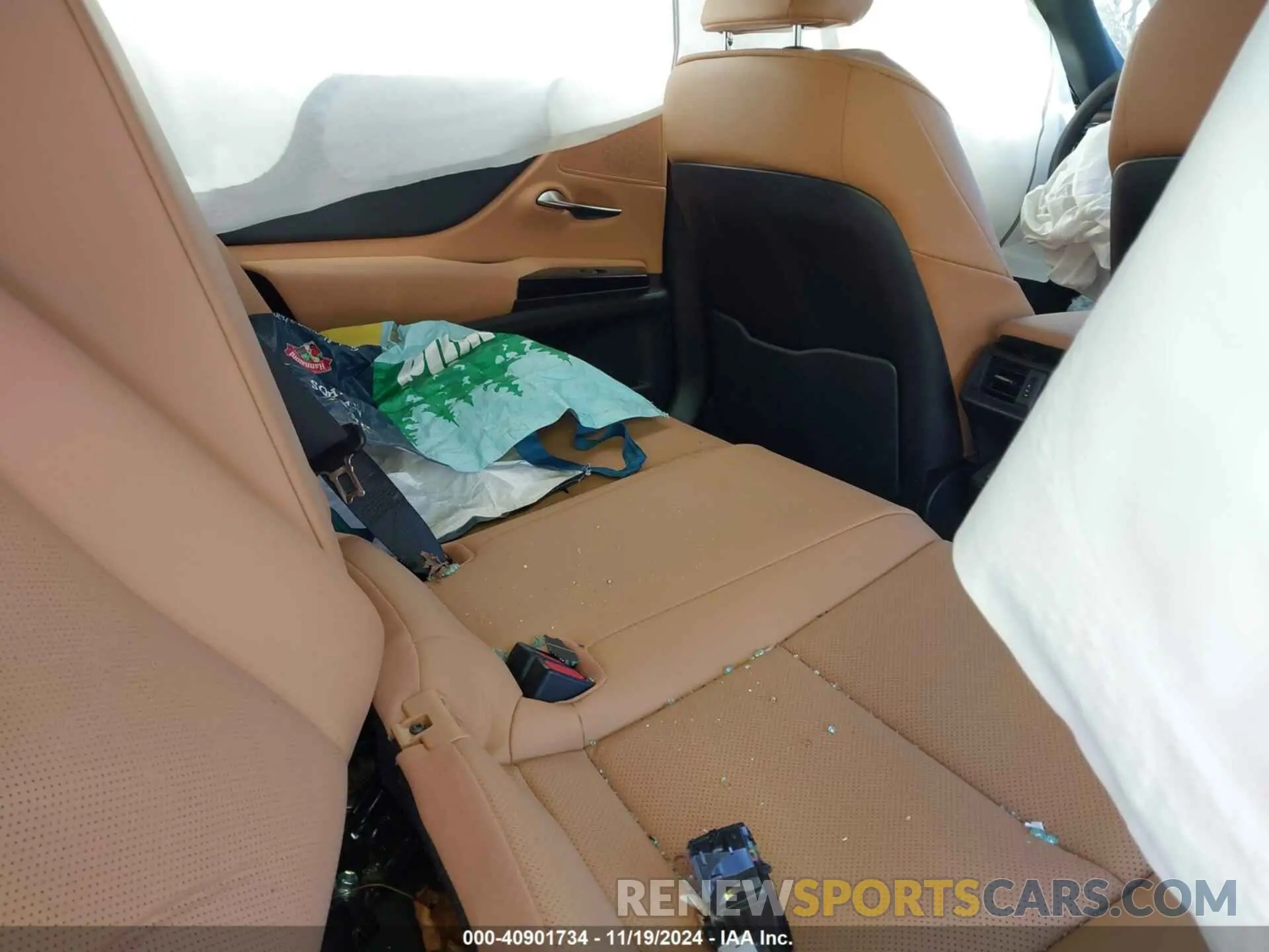 8 Photograph of a damaged car 58ADZ1B12PU156194 LEXUS ES 350 2023