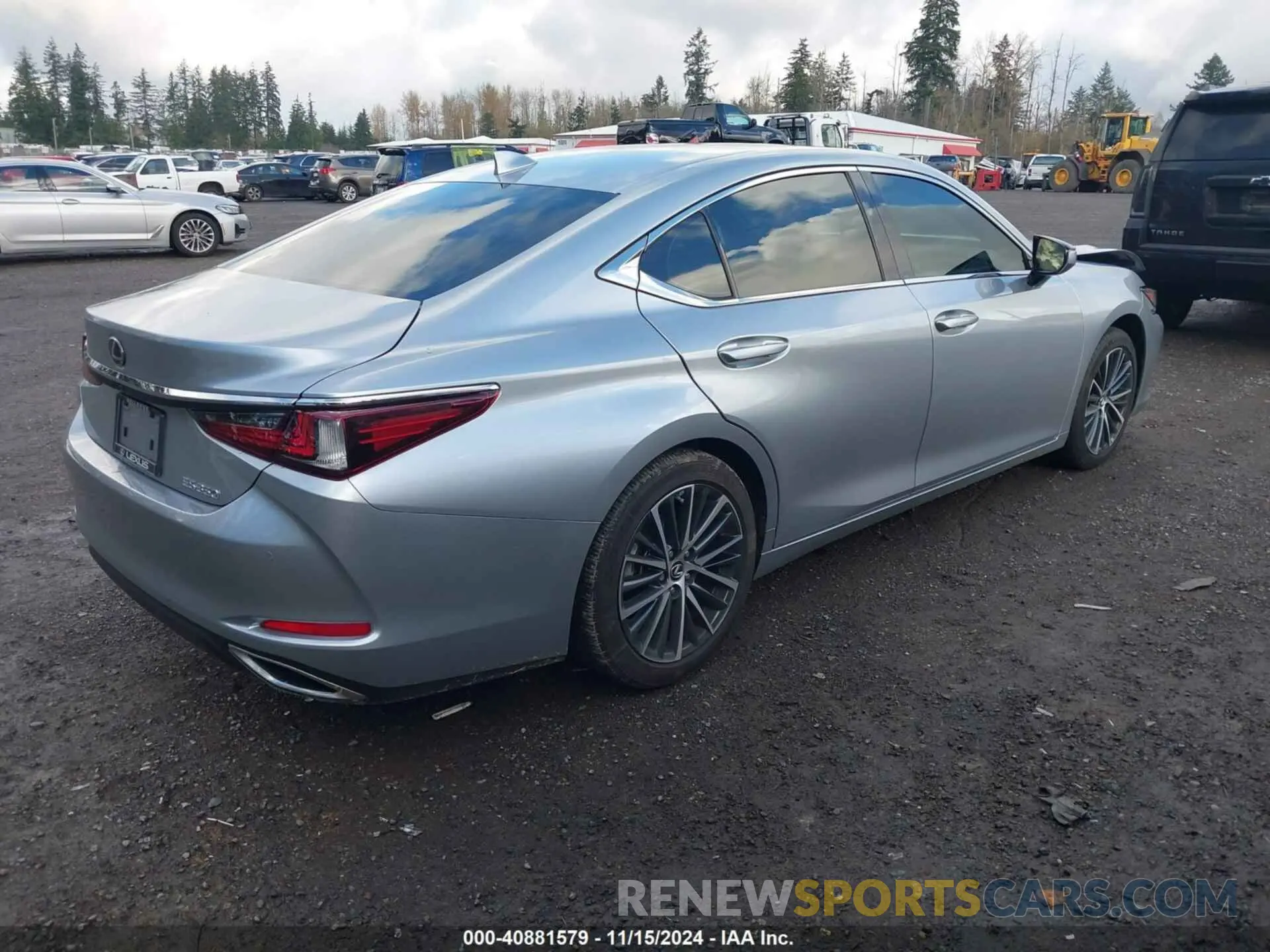 4 Photograph of a damaged car 58ADZ1B16PU143318 LEXUS ES 350 2023