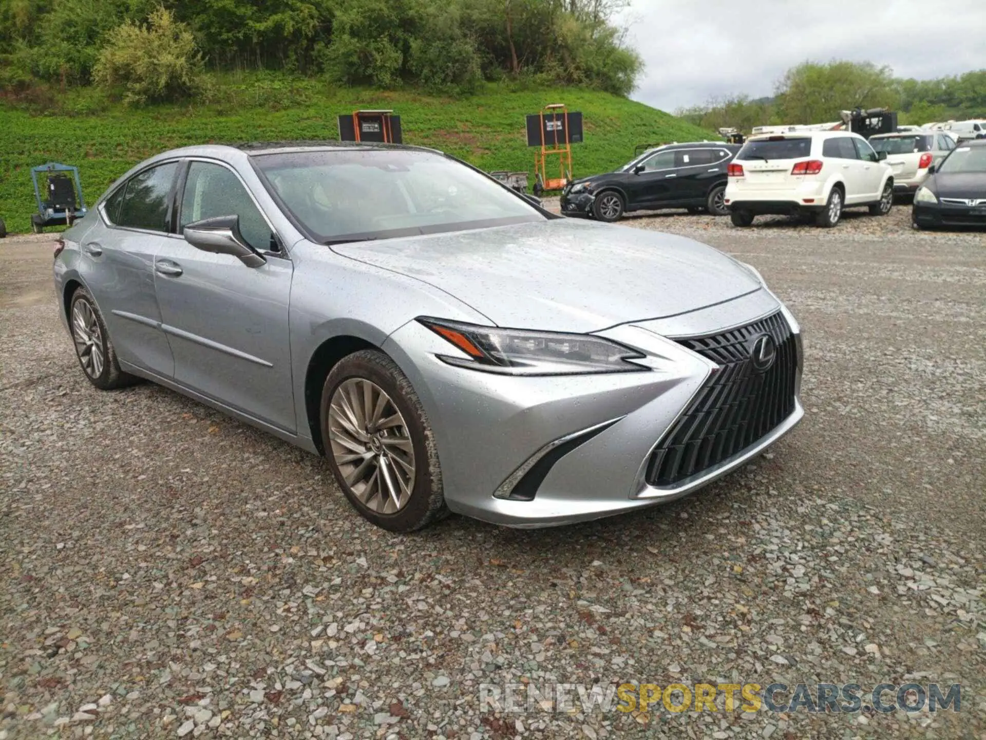 11 Photograph of a damaged car 58AFZ1B1XPU160227 LEXUS ES 350 2023