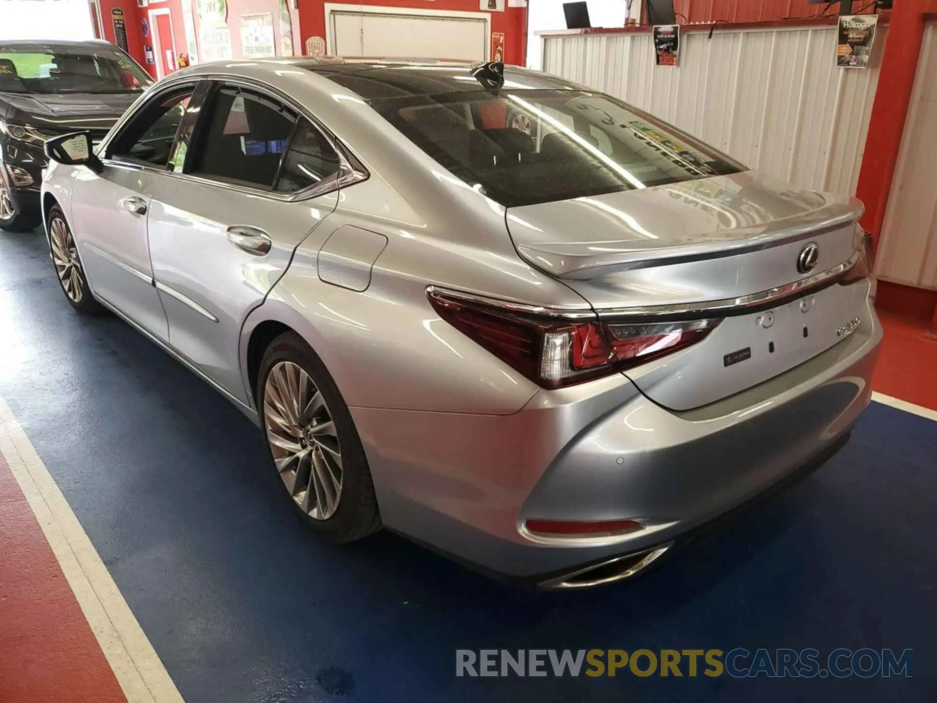 17 Photograph of a damaged car 58AFZ1B1XPU160227 LEXUS ES 350 2023