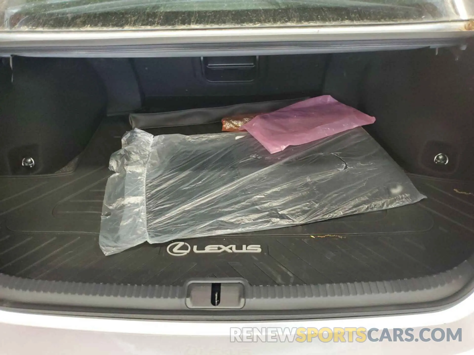 27 Photograph of a damaged car 58AFZ1B1XPU160227 LEXUS ES 350 2023