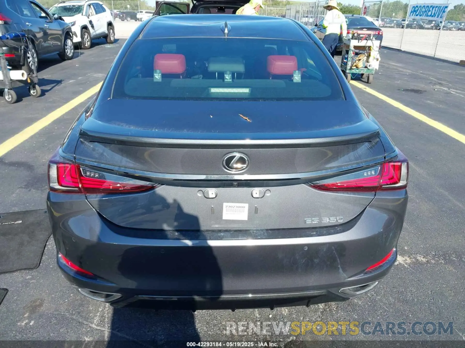 15 Photograph of a damaged car 58AJZ1B1XPU142207 LEXUS ES 350 2023