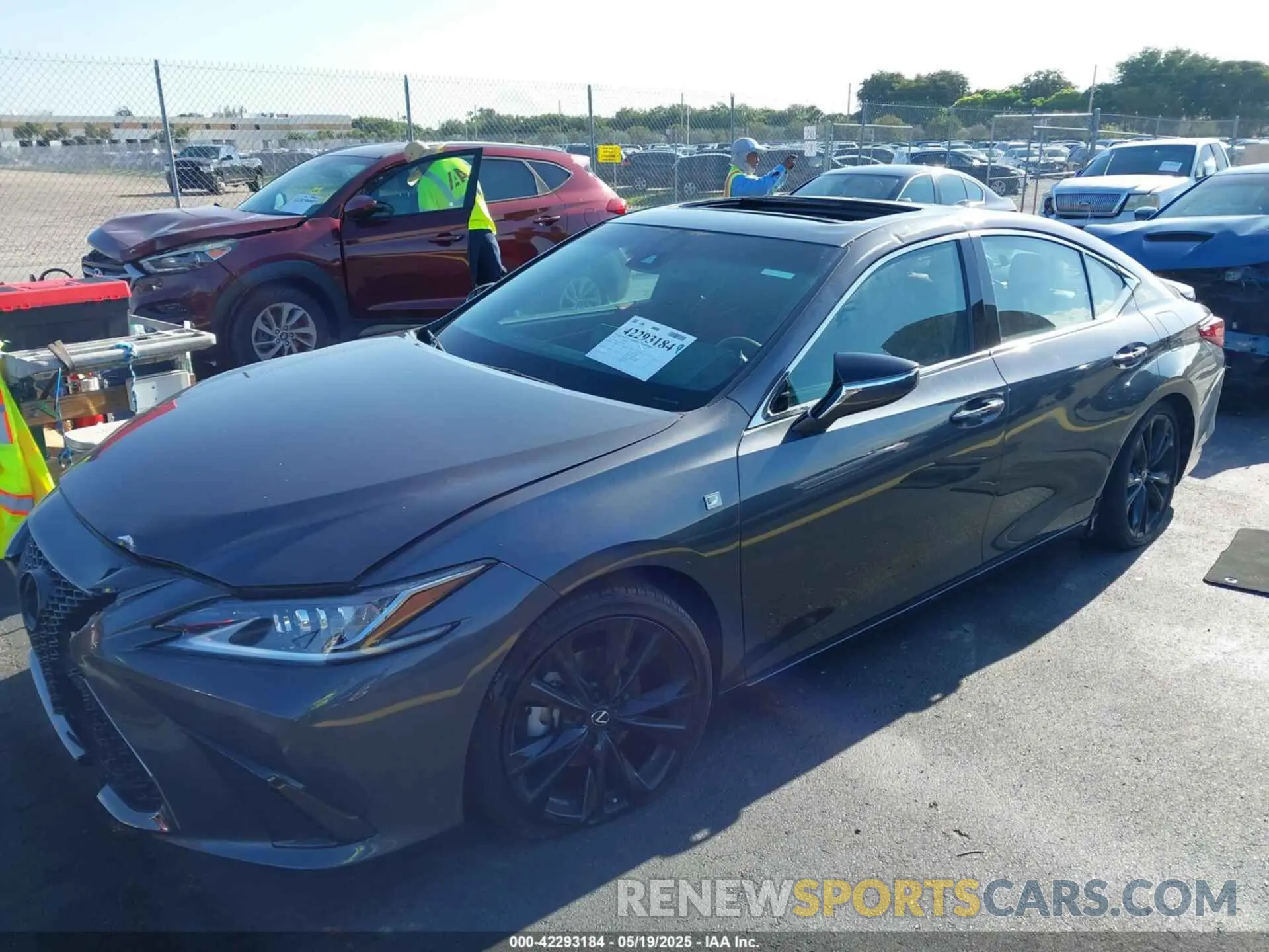 2 Photograph of a damaged car 58AJZ1B1XPU142207 LEXUS ES 350 2023