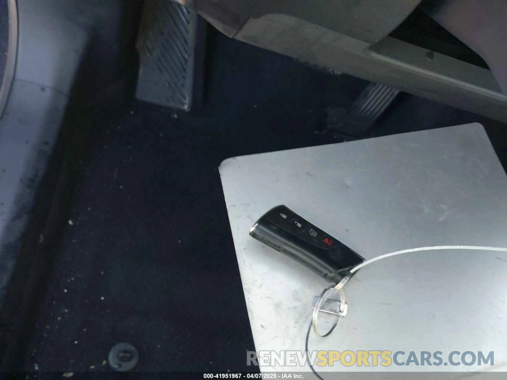 11 Photograph of a damaged car 58ADZ1B10RU162823 LEXUS ES 350 2024