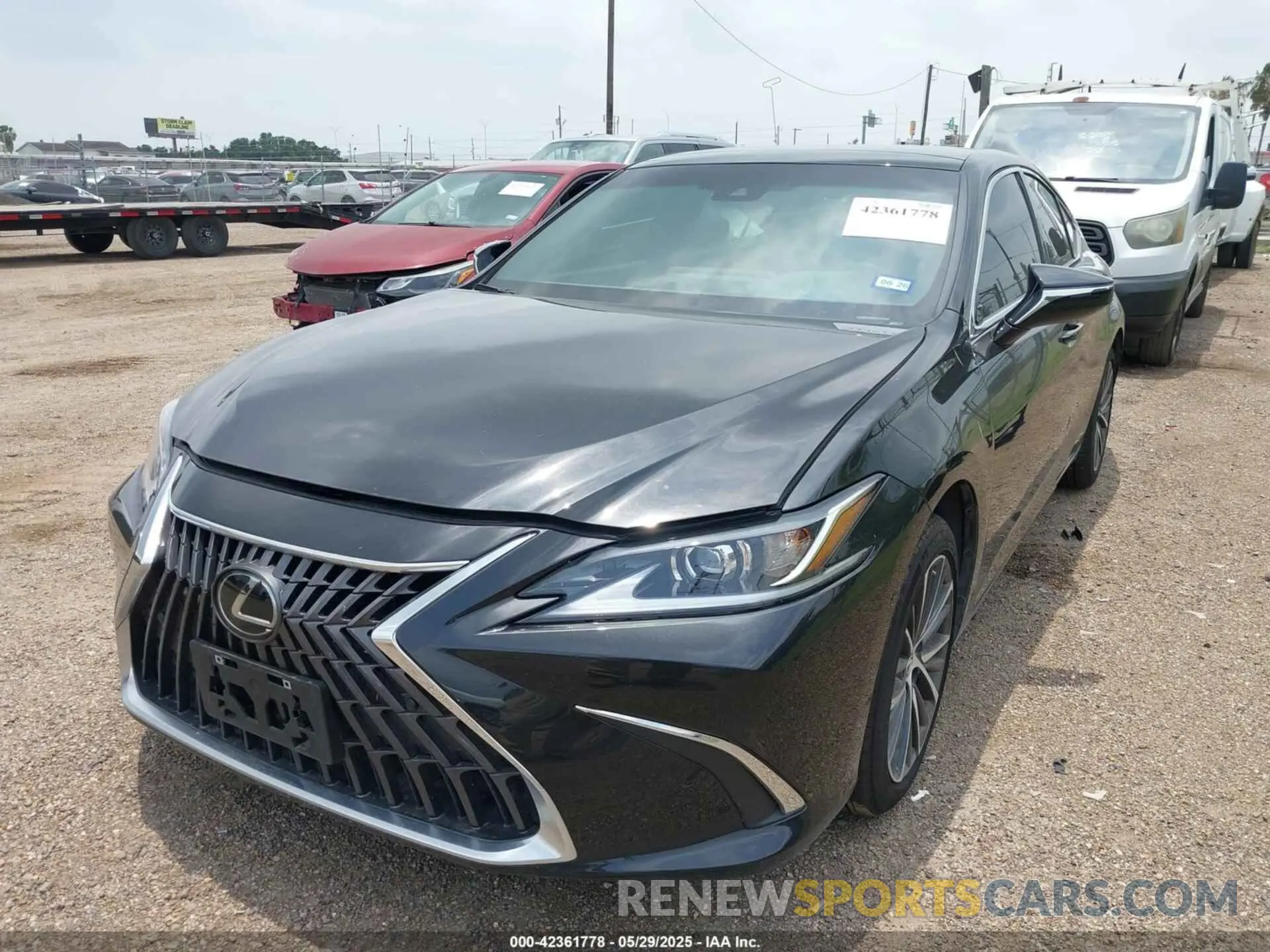 2 Photograph of a damaged car 58ADZ1B10RU183154 LEXUS ES 350 2024