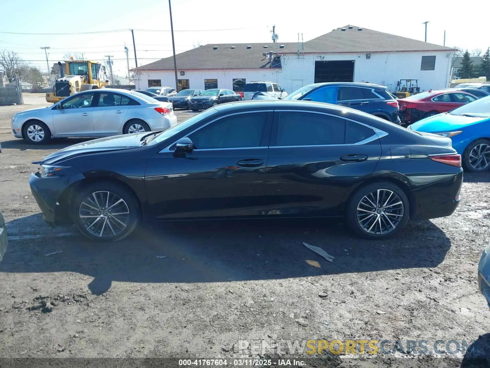 14 Фотография поврежденного автомобиля 58ADZ1B11RU182353 LEXUS ES 350 2024