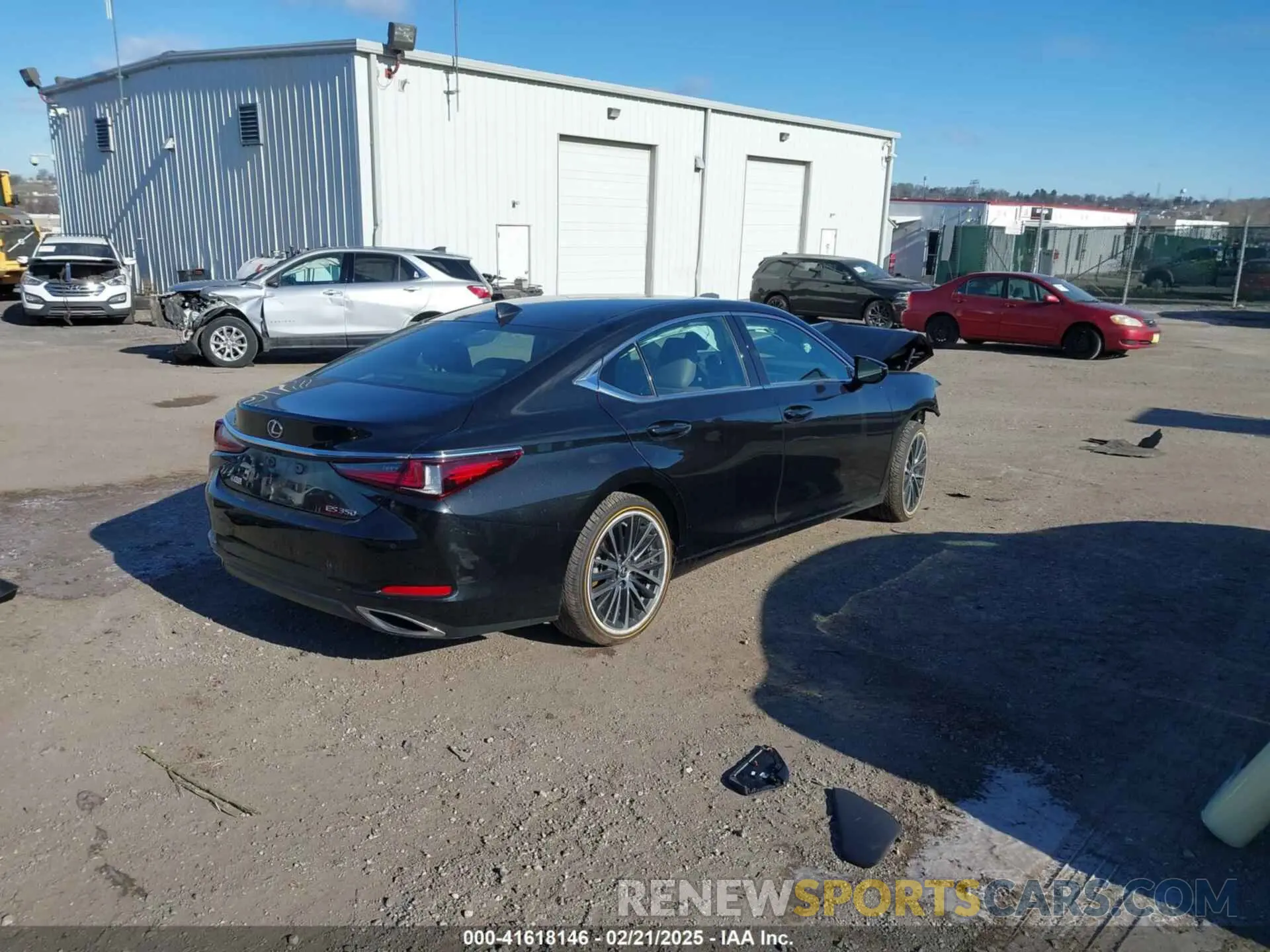 4 Фотография поврежденного автомобиля 58ADZ1B17RU174919 LEXUS ES 350 2024
