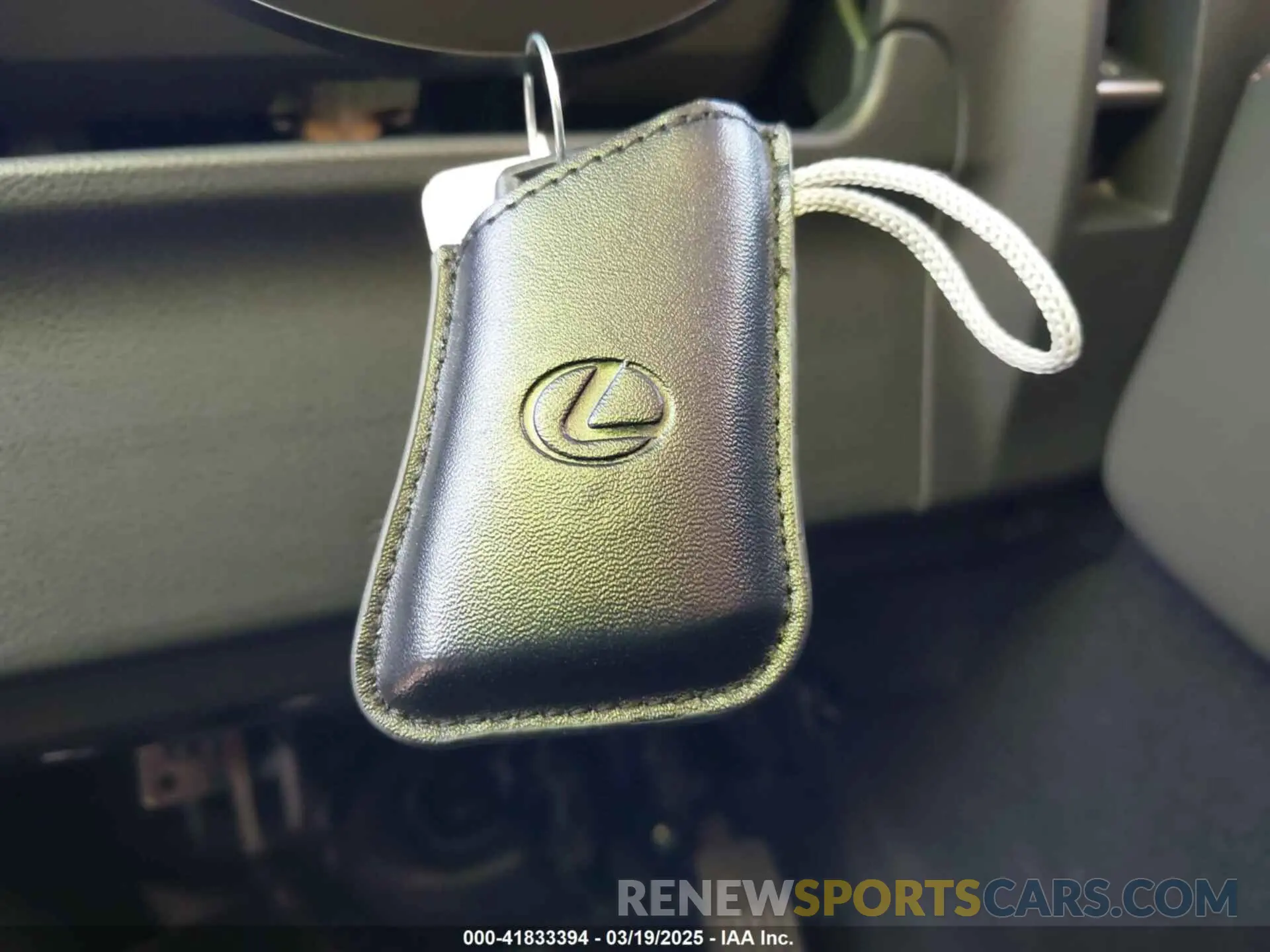 11 Фотография поврежденного автомобиля 58ADZ1B18RU181667 LEXUS ES 350 2024