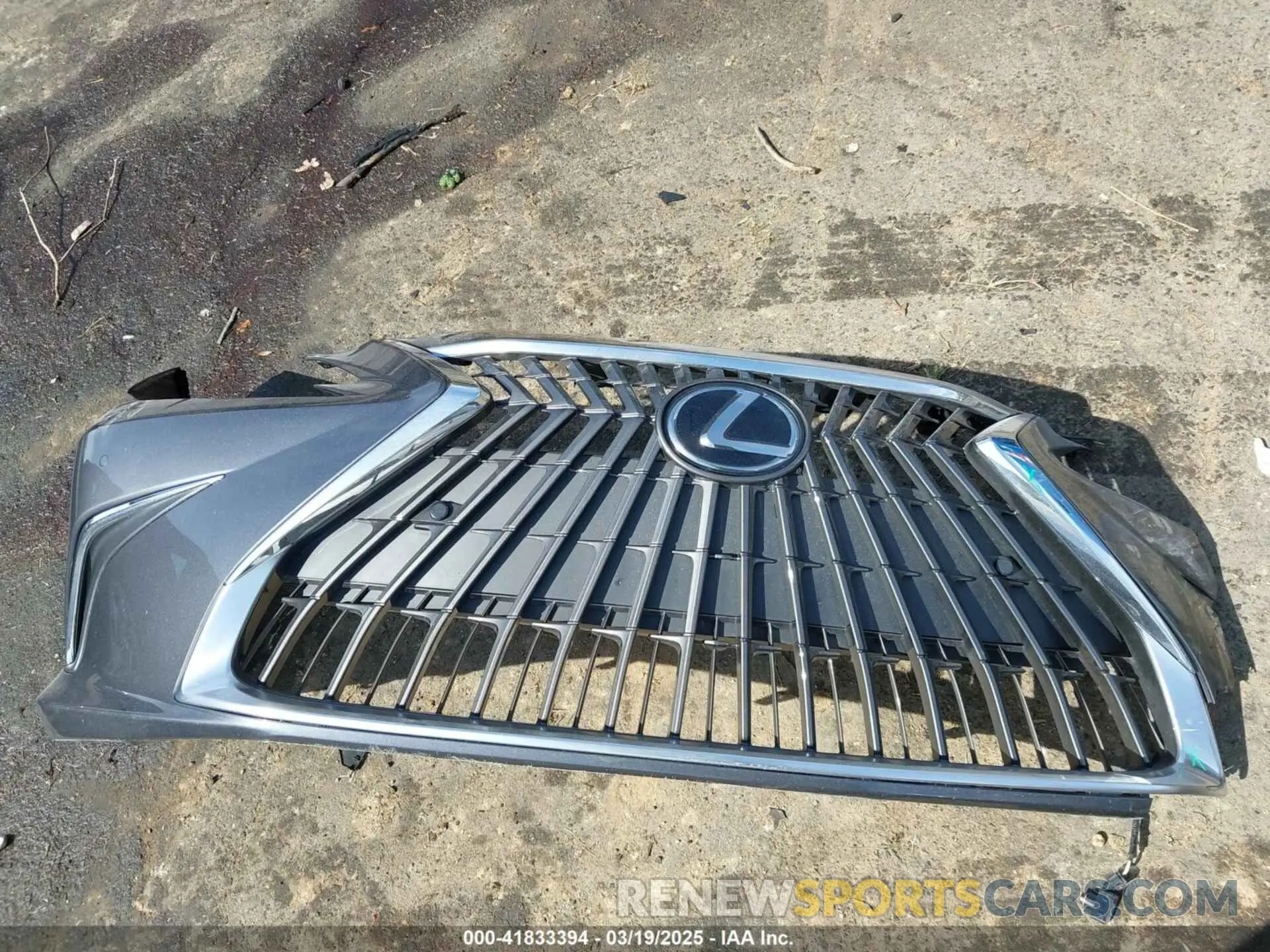 12 Фотография поврежденного автомобиля 58ADZ1B18RU181667 LEXUS ES 350 2024