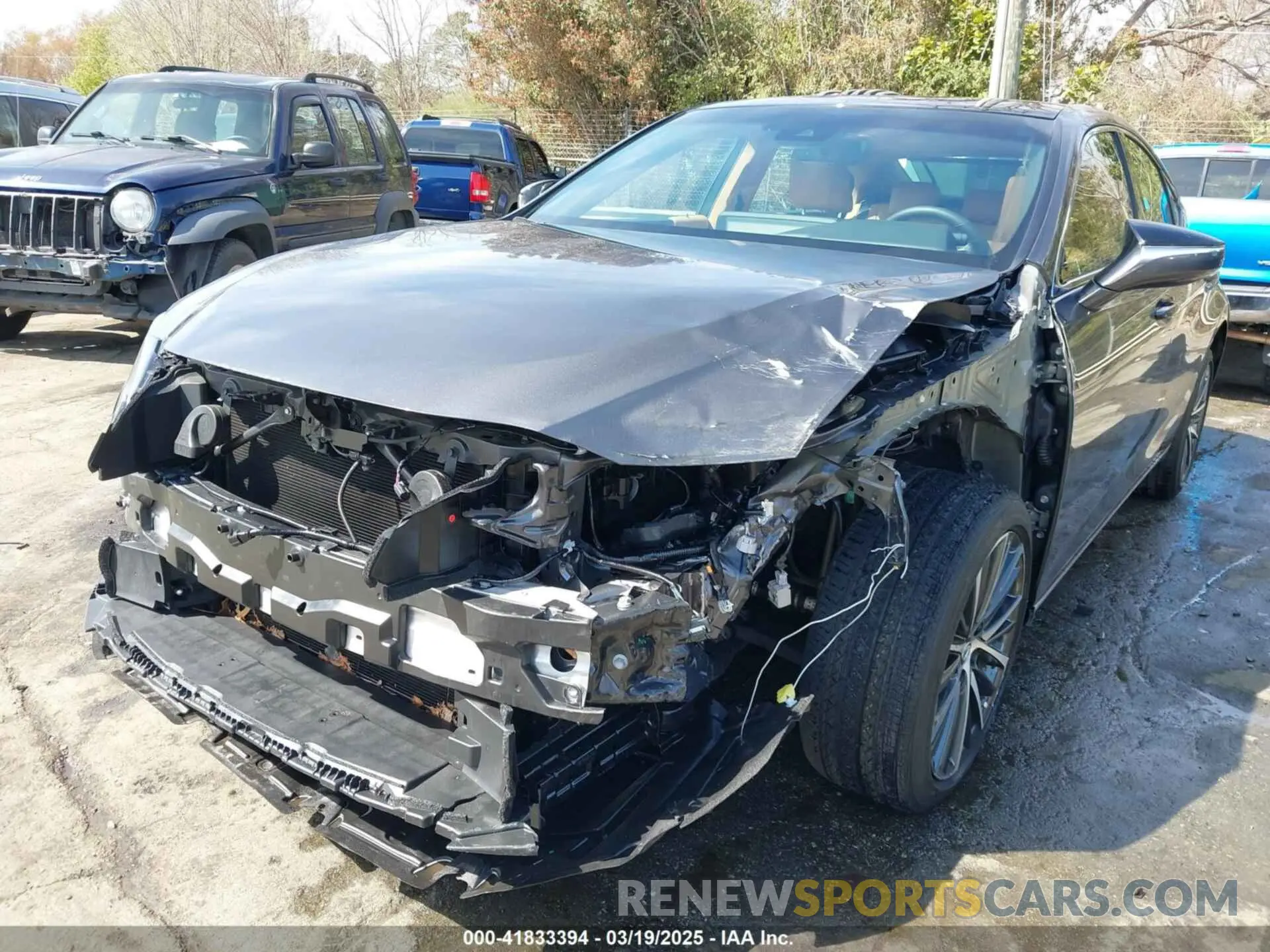 6 Фотография поврежденного автомобиля 58ADZ1B18RU181667 LEXUS ES 350 2024