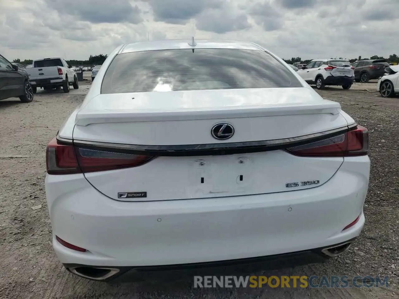 6 Photograph of a damaged car 58AGZ1B14LU059196 LEXUS ES 350 F S 2020